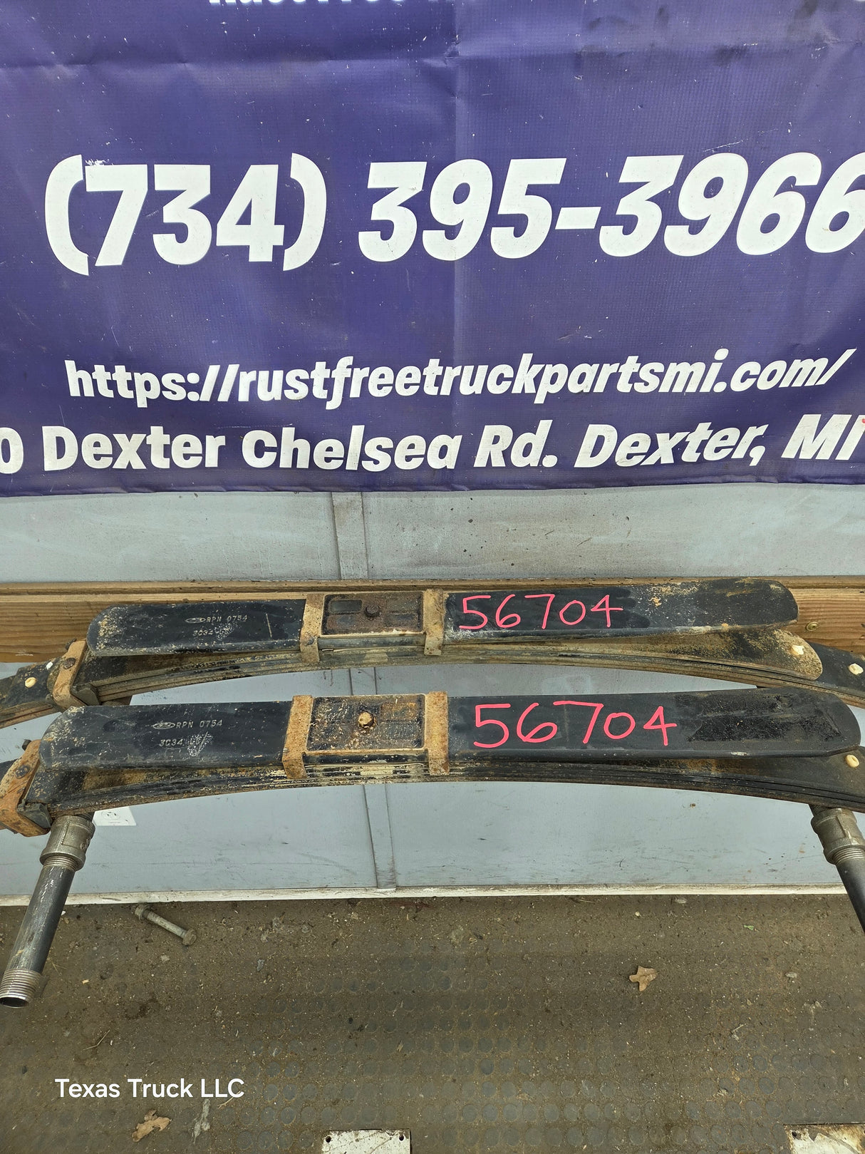 1999-2007 Ford F250 F350 Super Duty Rear Leaf Spring - Pair