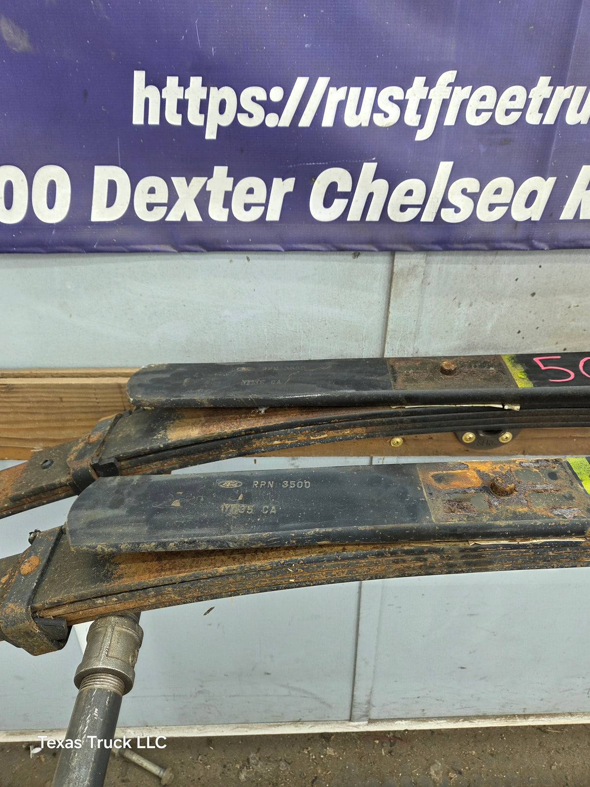 1999-2007 Ford F250 F350 Super Duty Rear Leaf Springs - Pair