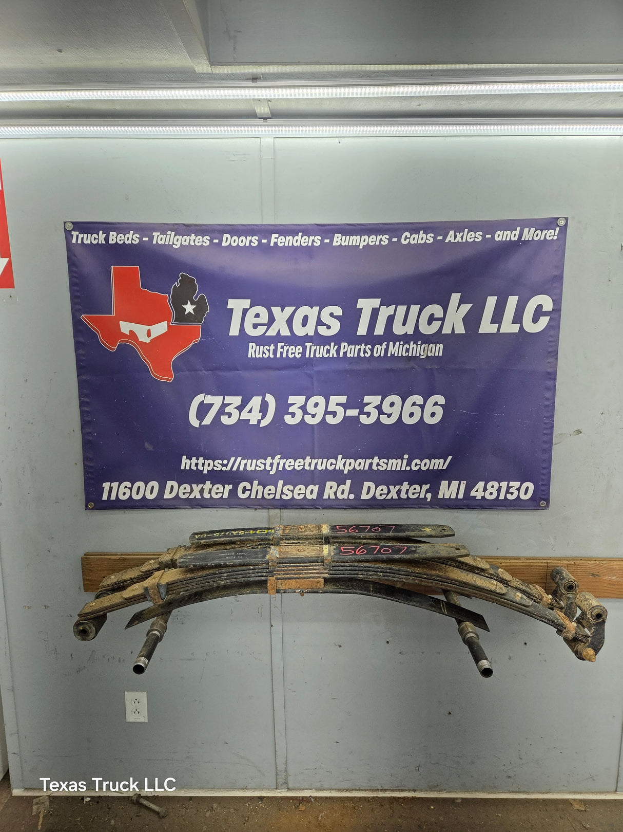 1999-2007 Ford F250 F350 Super Duty Rear Leaf Spring - Pair