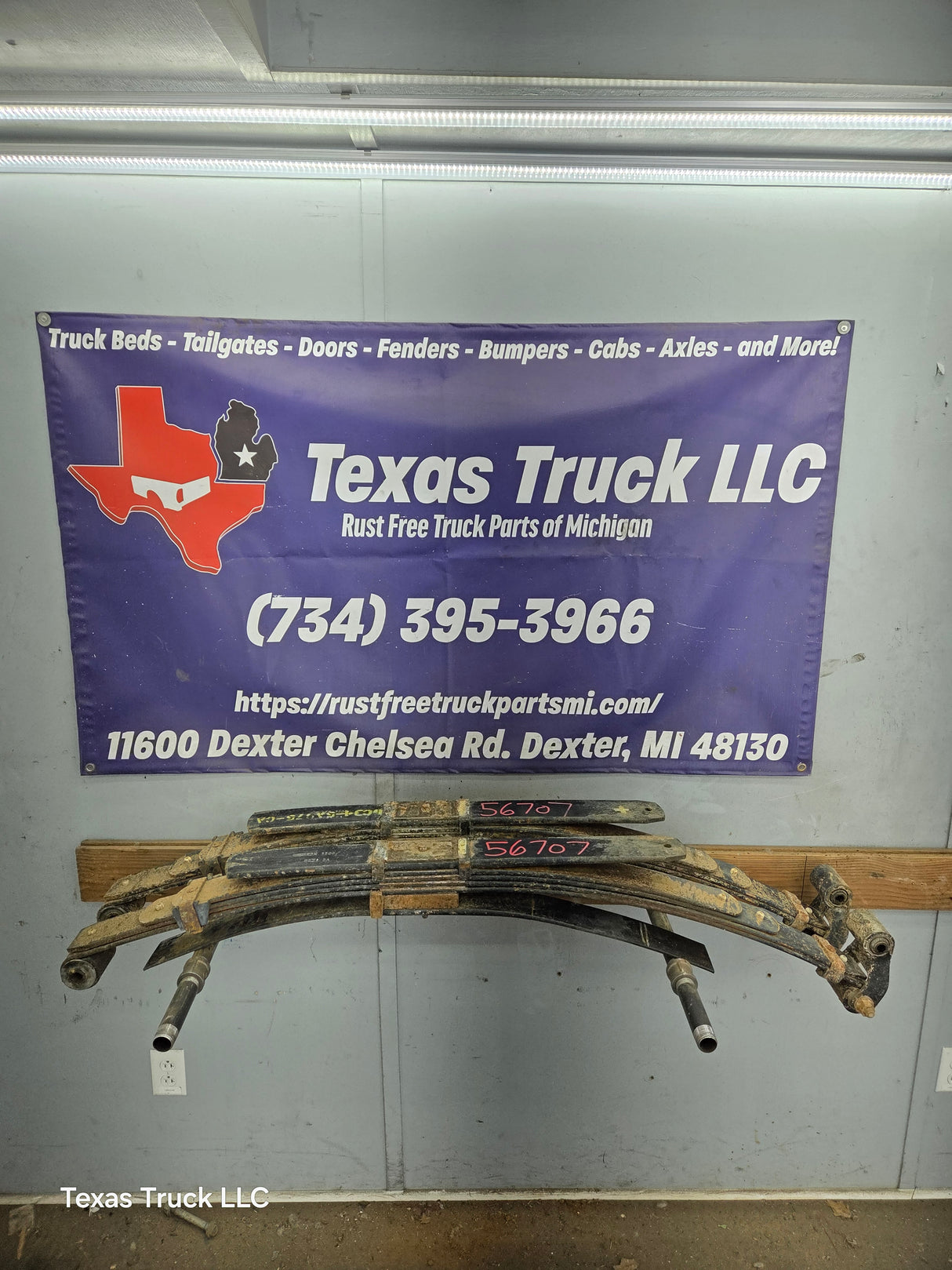 1999-2007 Ford F250 F350 Super Duty Rear Leaf Spring - Pair