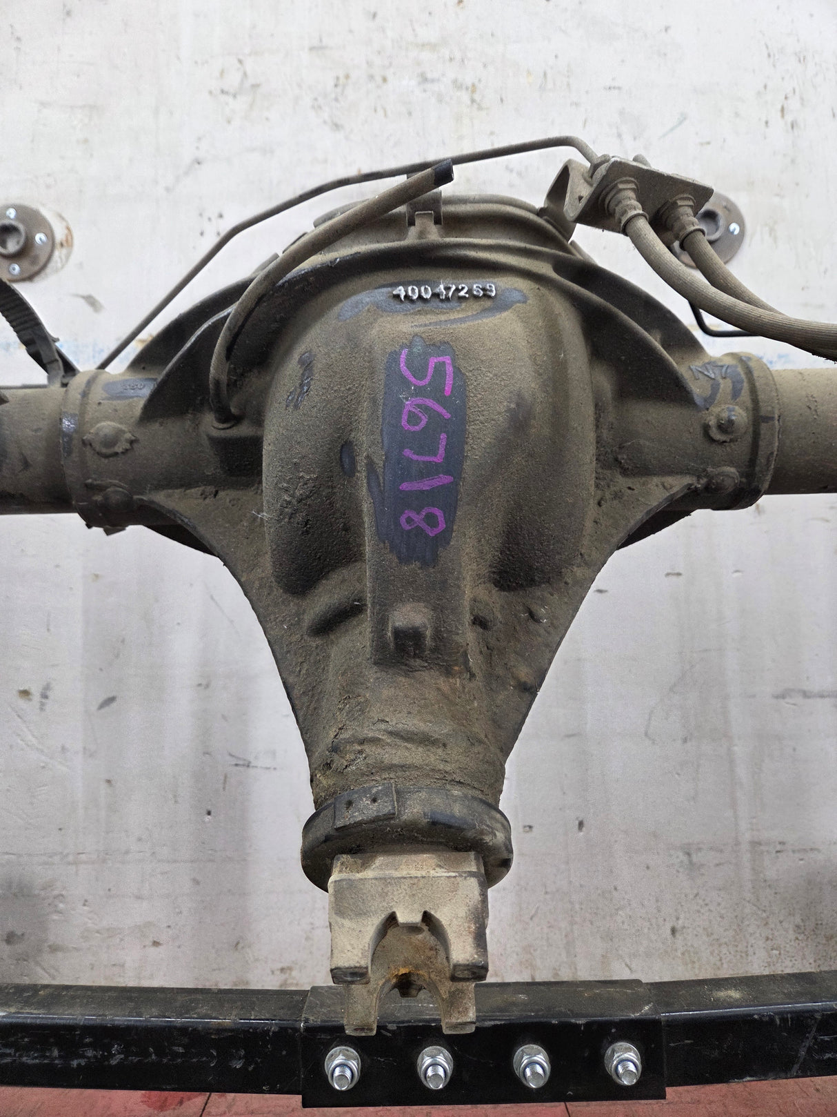 2009-2013 Chevrolet Silverado GMC Sierra 1500 Rear Axle GU5 3.23 Gear Ratio