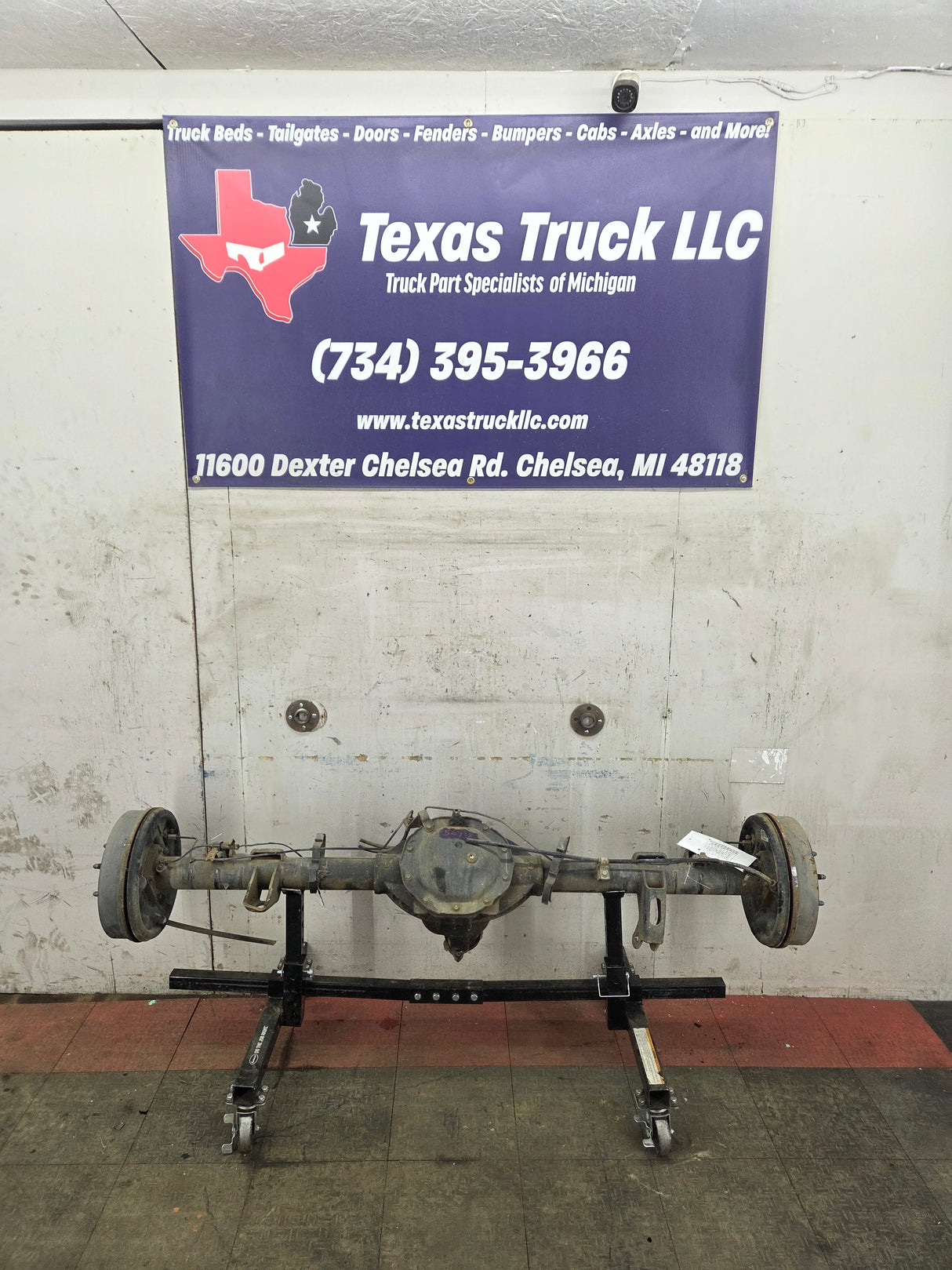 2009-2013 Chevrolet Silverado GMC Sierra 1500 Rear Axle GU5 3.23 Gear Ratio