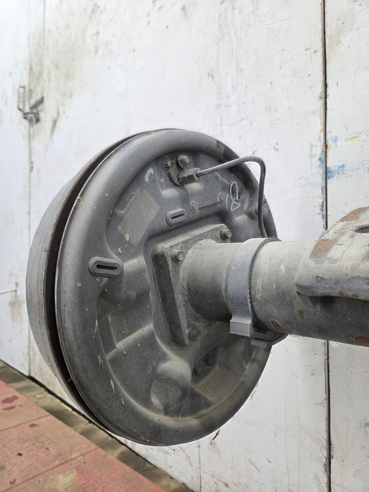 2007-2008 Chevrolet Silverado GMC Sierra 1500 Rear Axle 3.23 Gear Ratio GU5