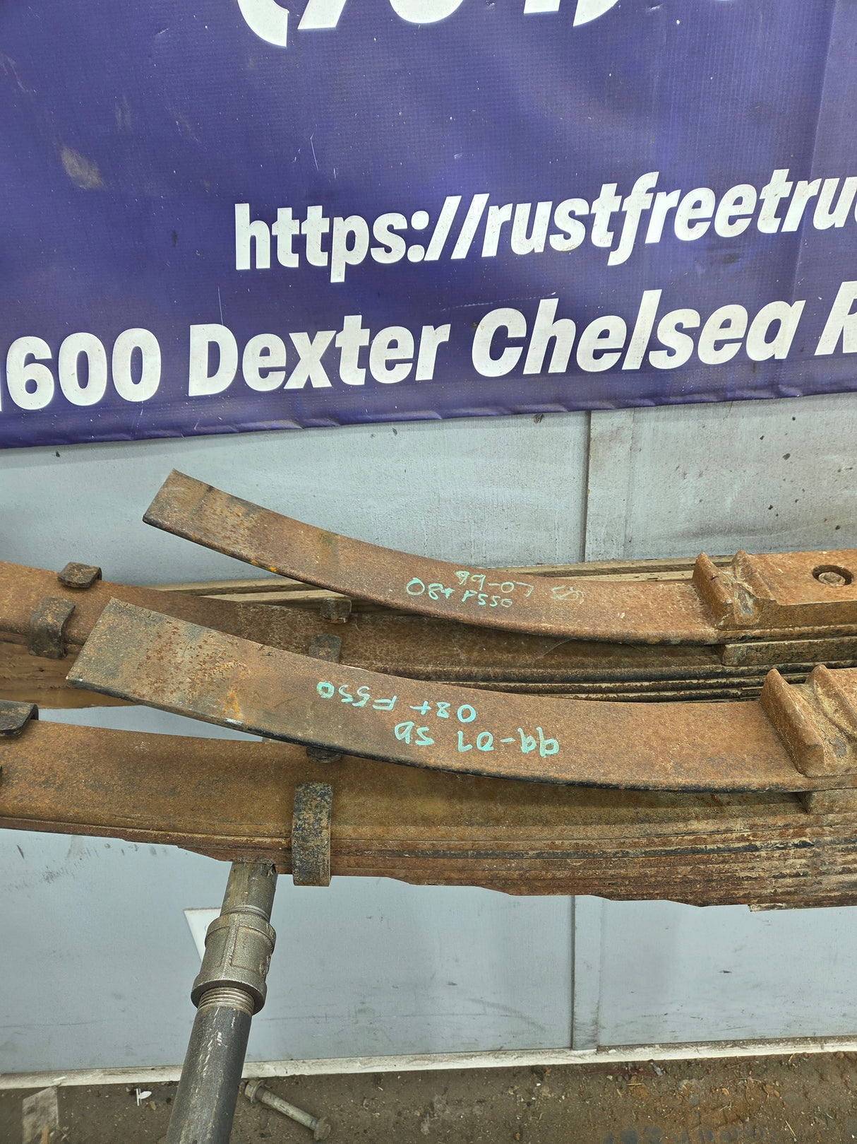 2005-2016 Ford F450 F550 Cab & Chassis Super Duty Rear Leaf Springs - Pair