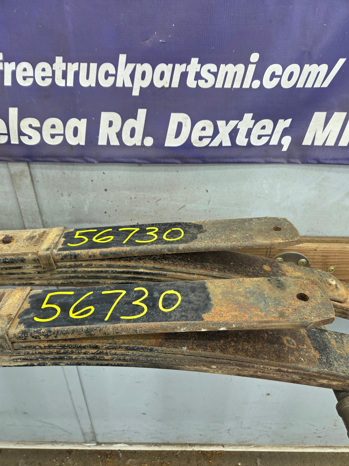 1999-2007 Ford F250 F350 Super Duty Rear Leaf Spring - Pair