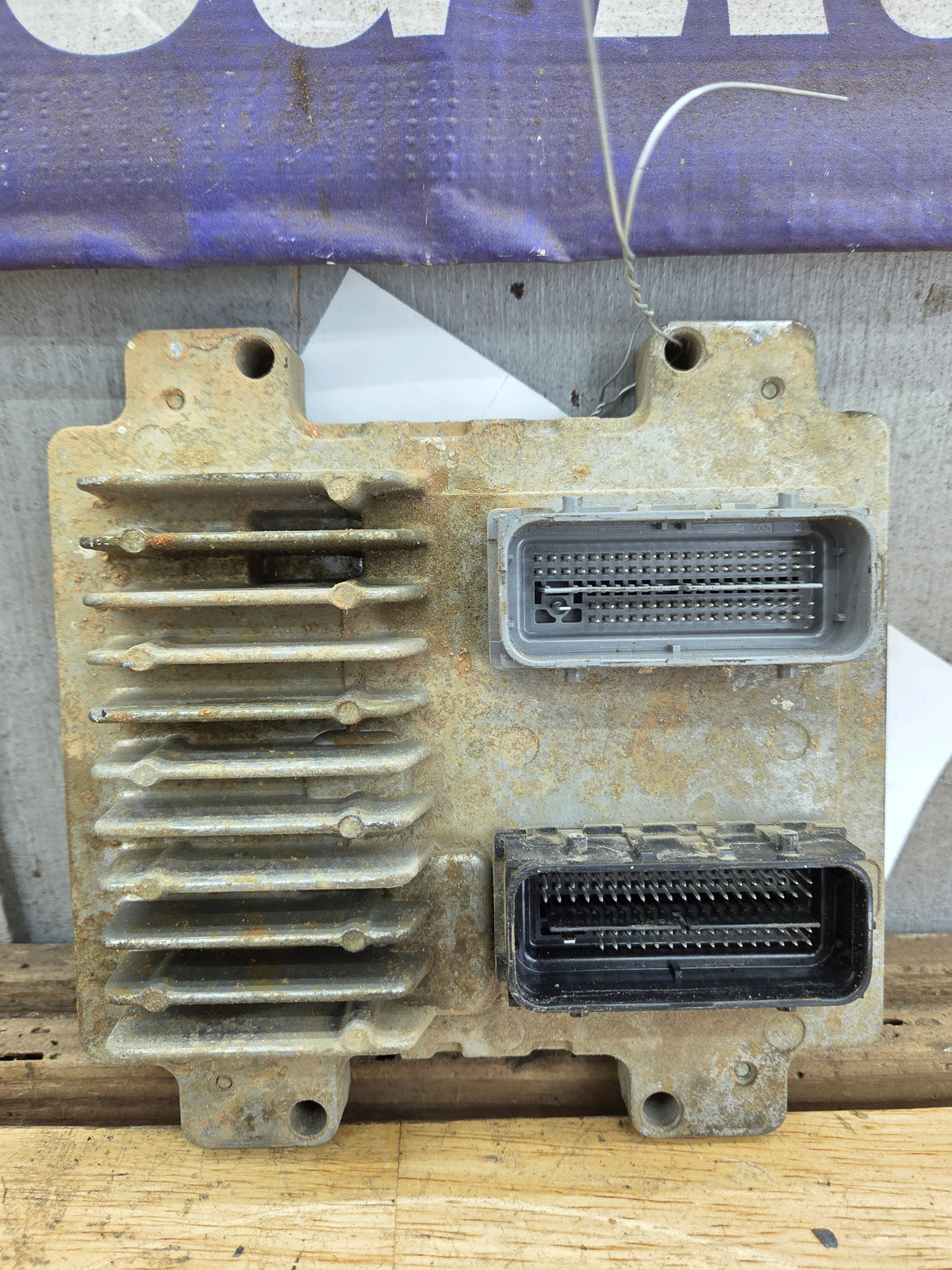 2010-2013 Chevrolet Silverado 1500 4.3L PCM ABG8 / 12653769