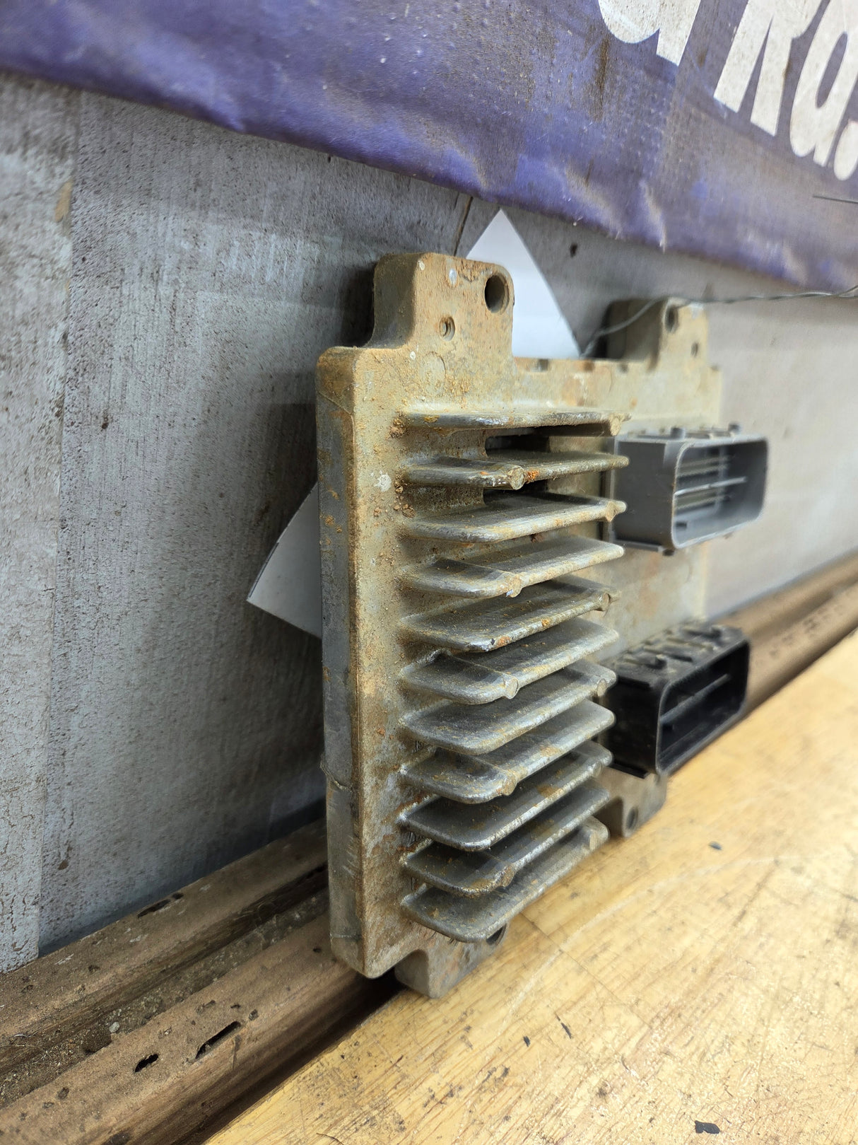 2010-2013 Chevrolet Silverado 1500 4.3L PCM ABG8 / 12653769