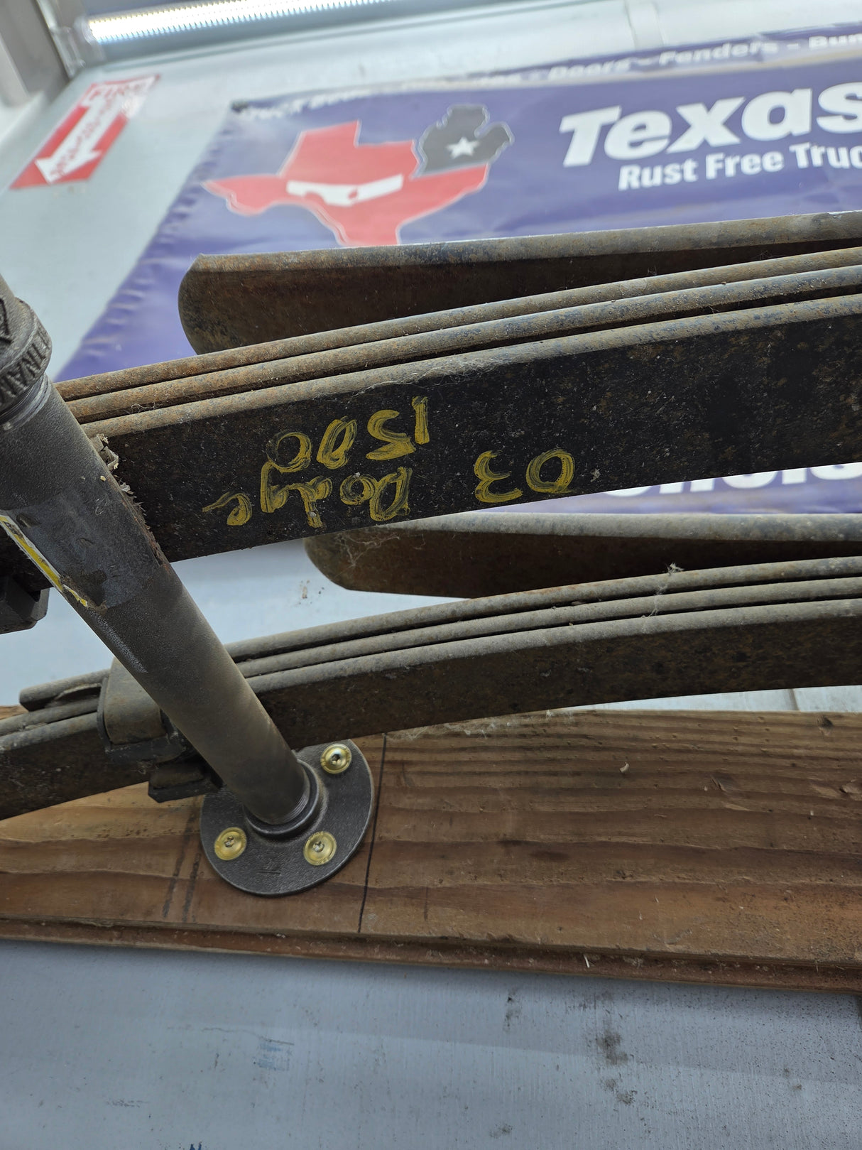 2002-2008 Dodge Ram 1500 Rear Leaf Springs 52113143AD - Pair