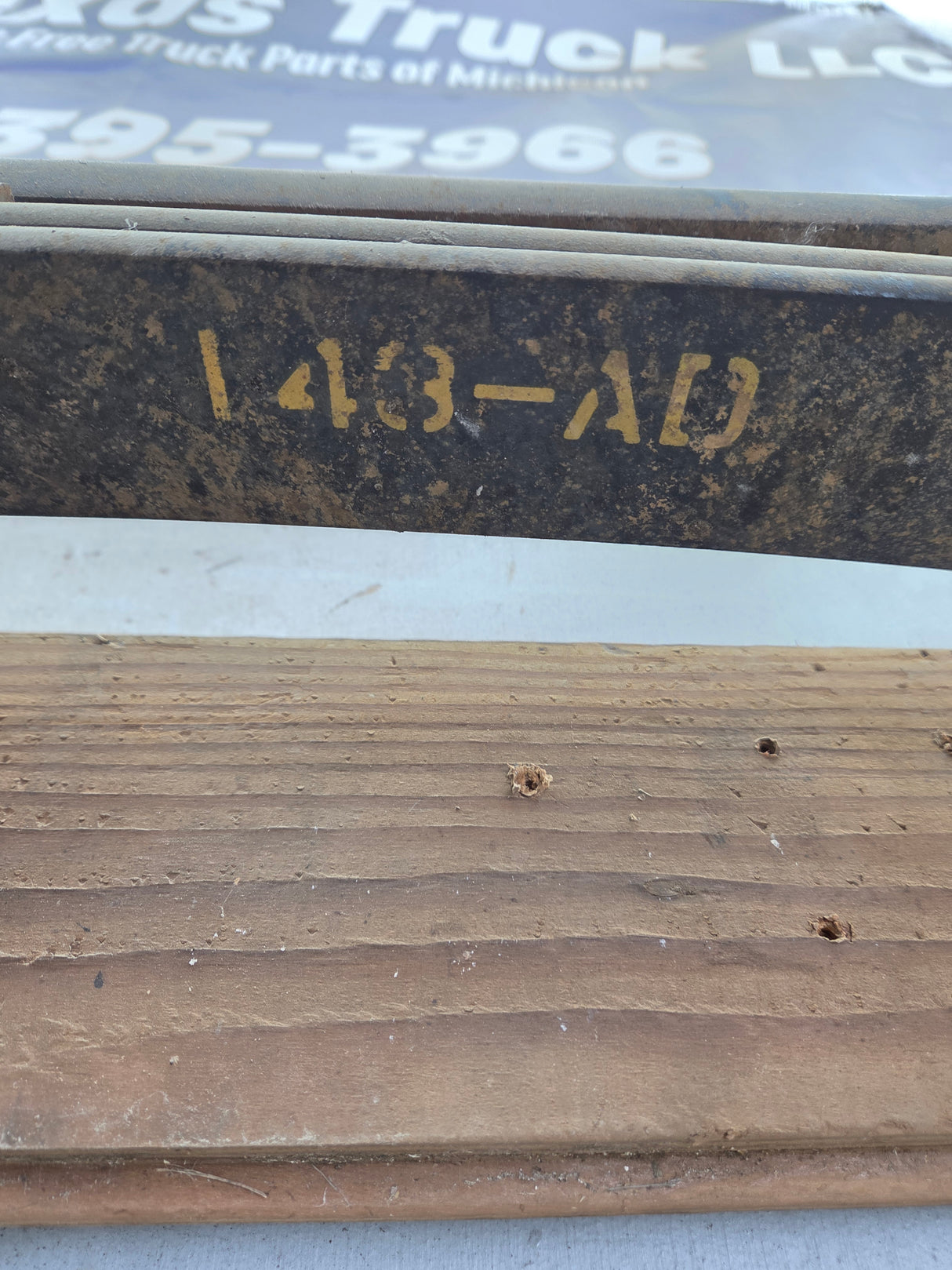 2002-2008 Dodge Ram 1500 Rear Leaf Springs 52113143AD - Pair