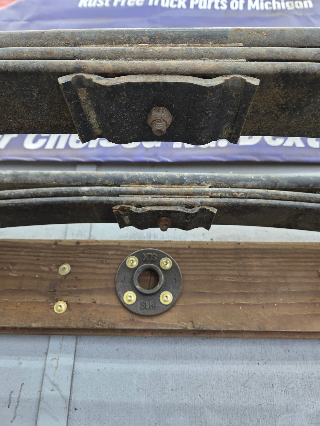 2007-2013 Chevrolet Silverado / GMC Sierra 1500 Rear Leaf Spring - Pair