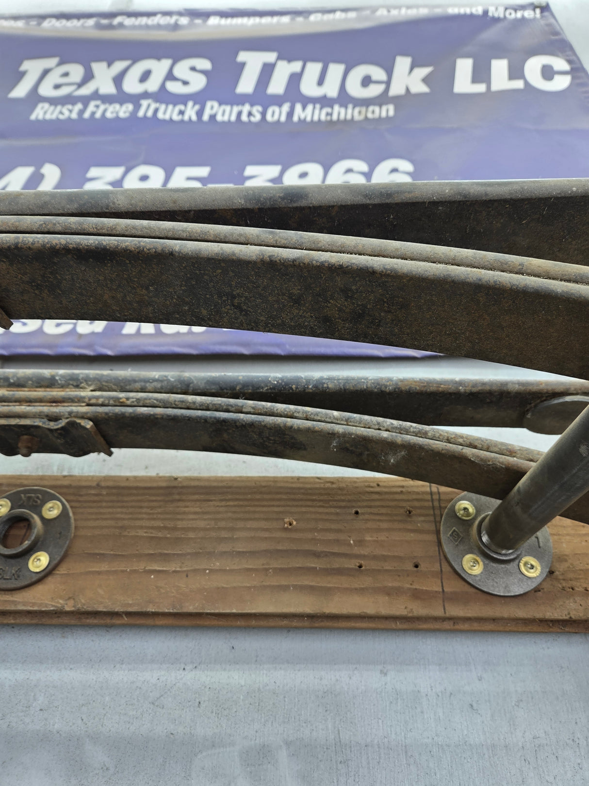 2007-2013 Chevrolet Silverado / GMC Sierra 1500 Rear Leaf Spring - Pair