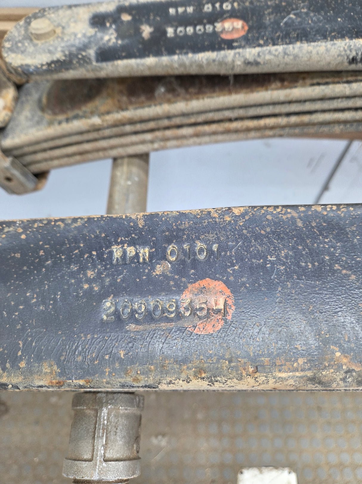 2001-2010 Chevrolet Silverado / GMC Sierra 2500HD 3500HD Rear Leaf Springs - Pair