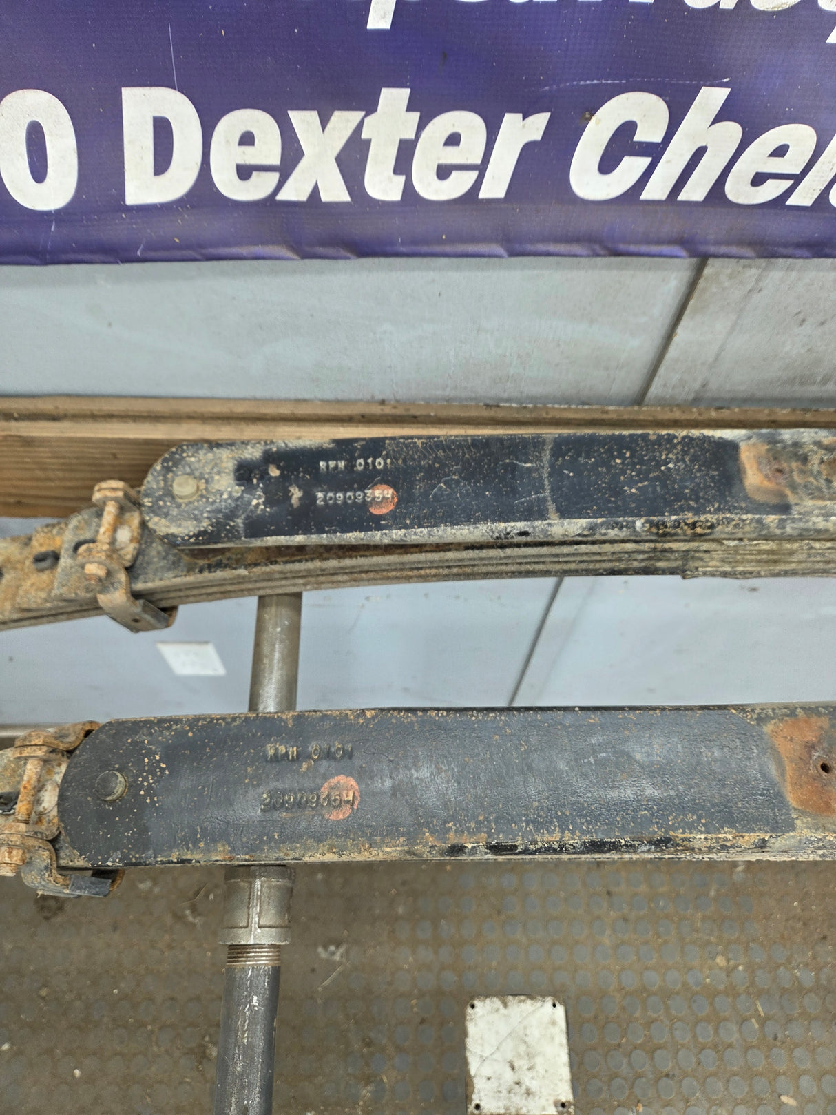 2001-2010 Chevrolet Silverado / GMC Sierra 2500HD 3500HD Rear Leaf Springs - Pair