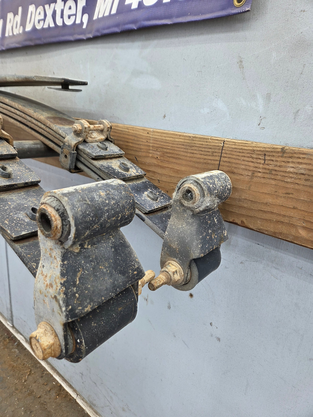 2001-2010 Chevrolet Silverado / GMC Sierra 2500HD 3500HD Rear Leaf Springs - Pair