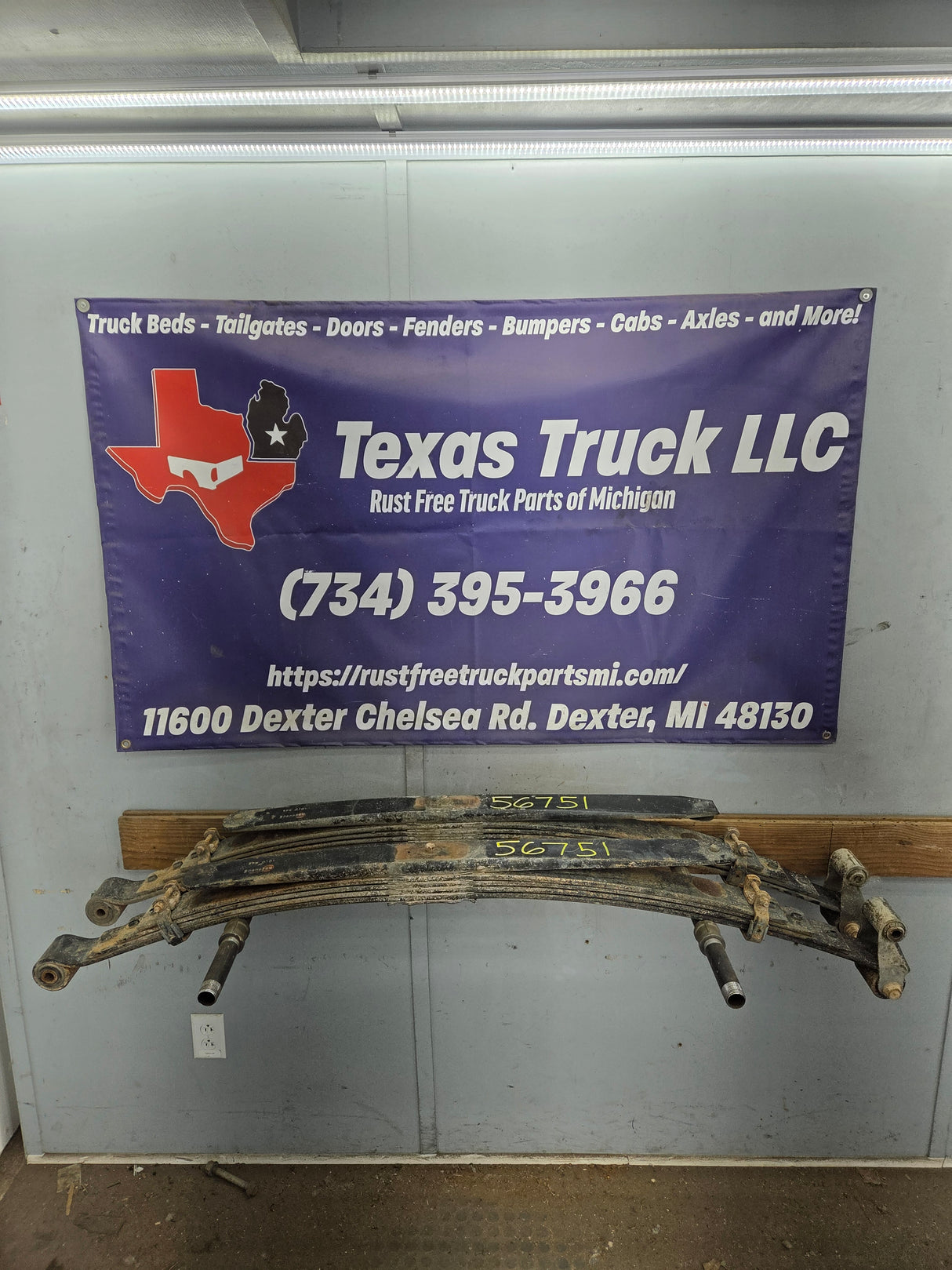 2001-2010 Chevrolet Silverado / GMC Sierra 2500HD 3500HD Rear Leaf Springs - Pair