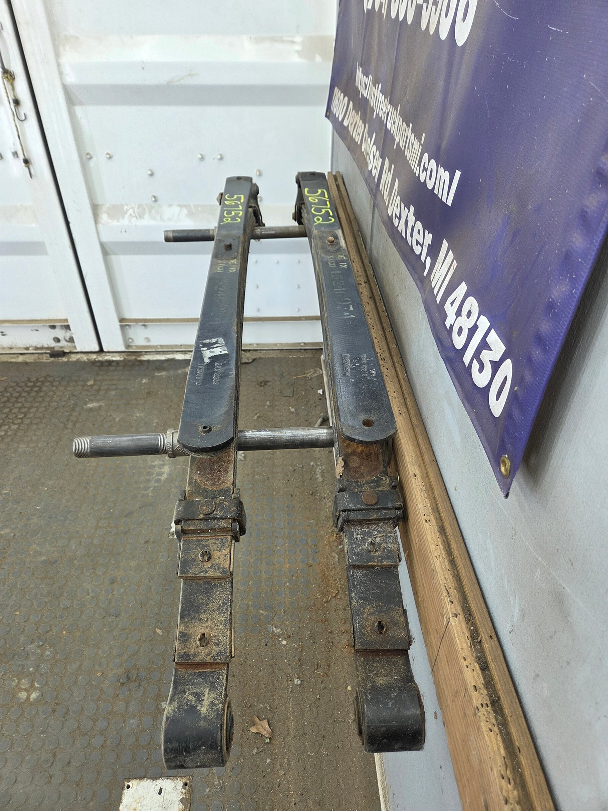 2001-2010 Chevrolet Silverado / GMC Sierra 2500HD 3500HD Rear Leaf Springs - Pair