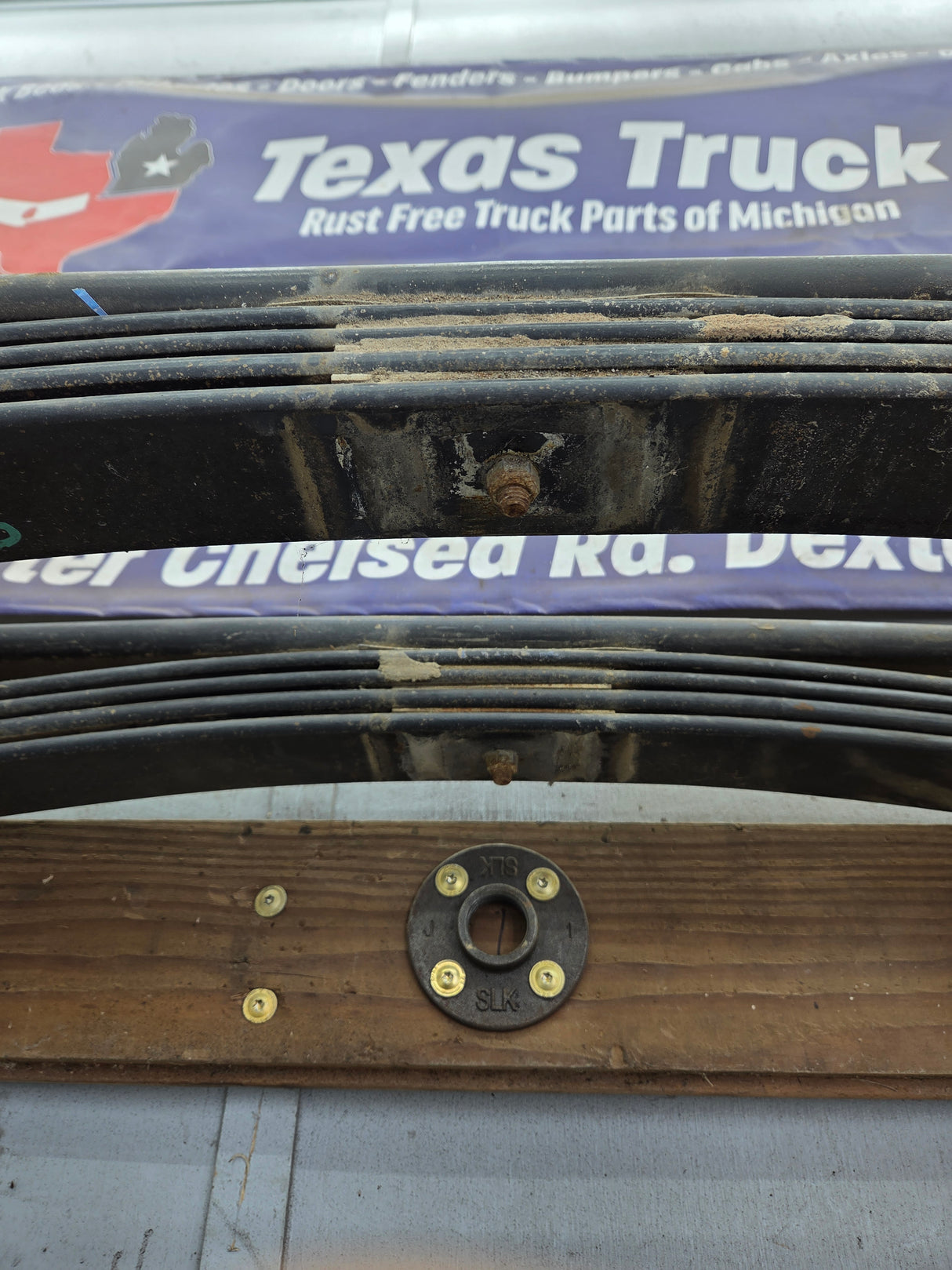 2001-2010 Chevrolet Silverado / GMC Sierra 2500HD 3500HD Rear Leaf Springs - Pair