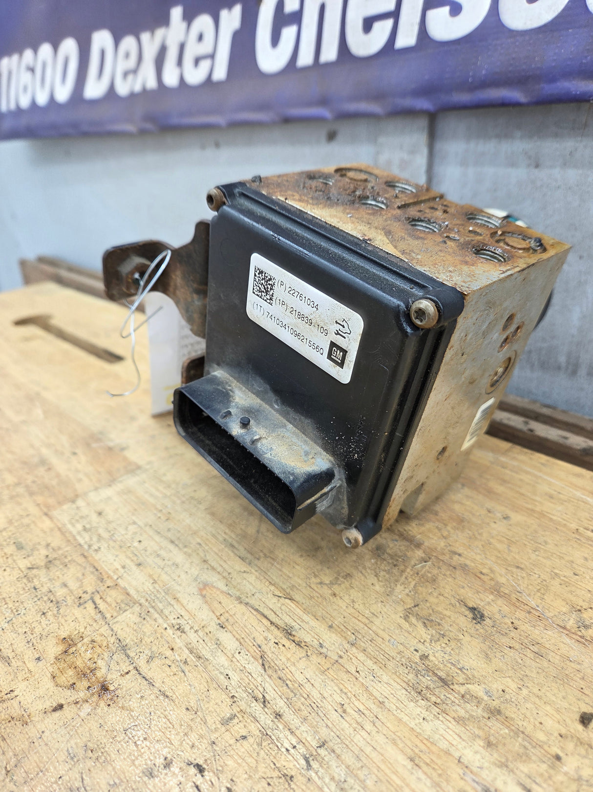 2012-2014 Chevrolet Silverado GMC 2500 3500 ABS Pump Module 4 Wheel ABS 22761034