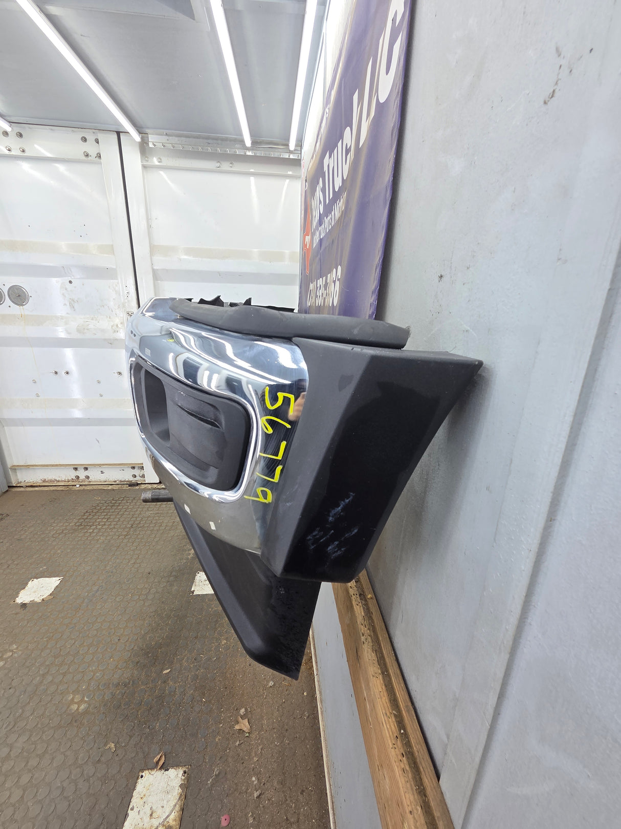 2023-2025 Ford Super Duty F450 F550 Front Bumper - Chrome