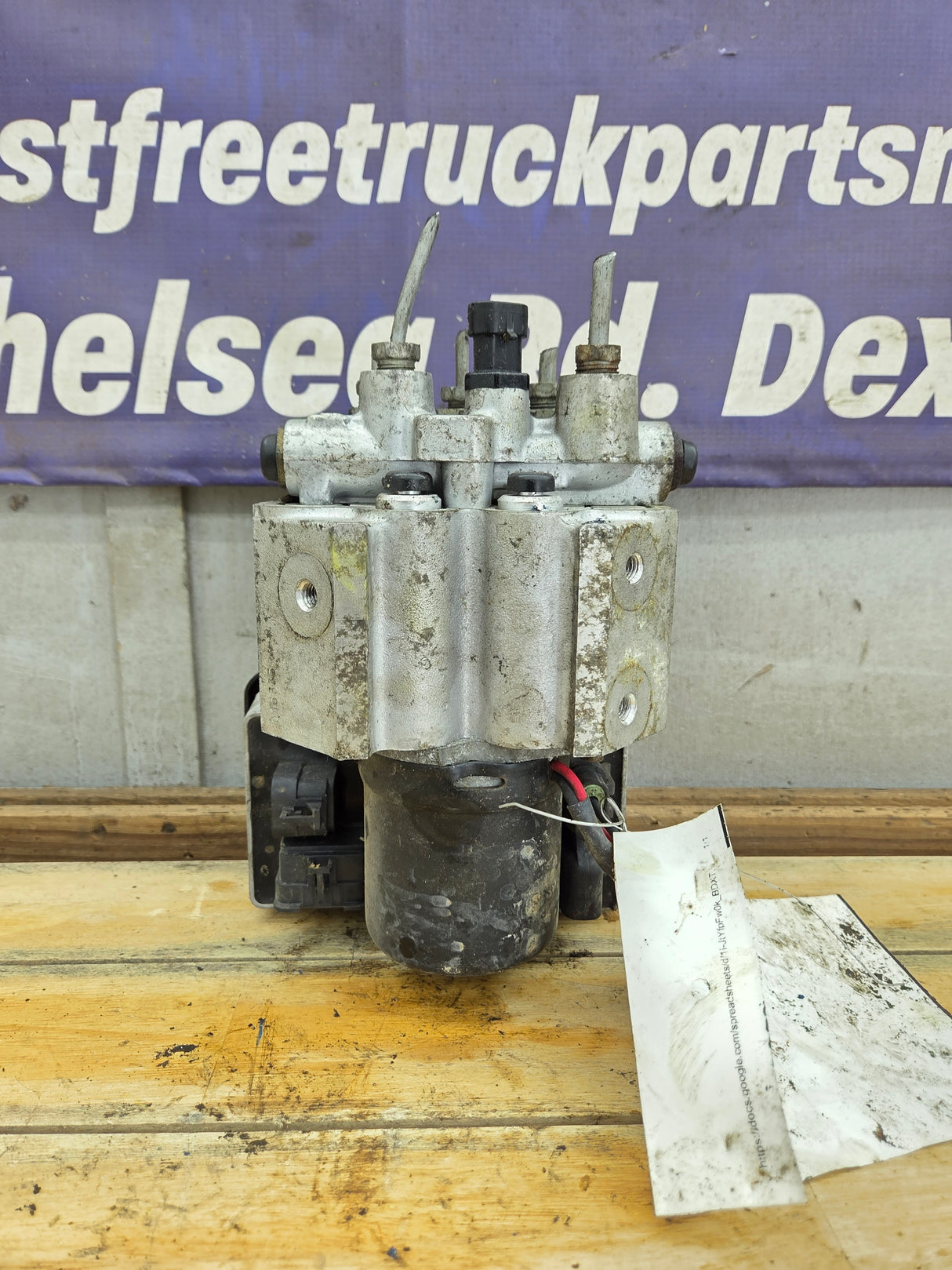 1996-1999 Chevrolet Silverado GMC Sierra ABS Pump Module Control Assembly