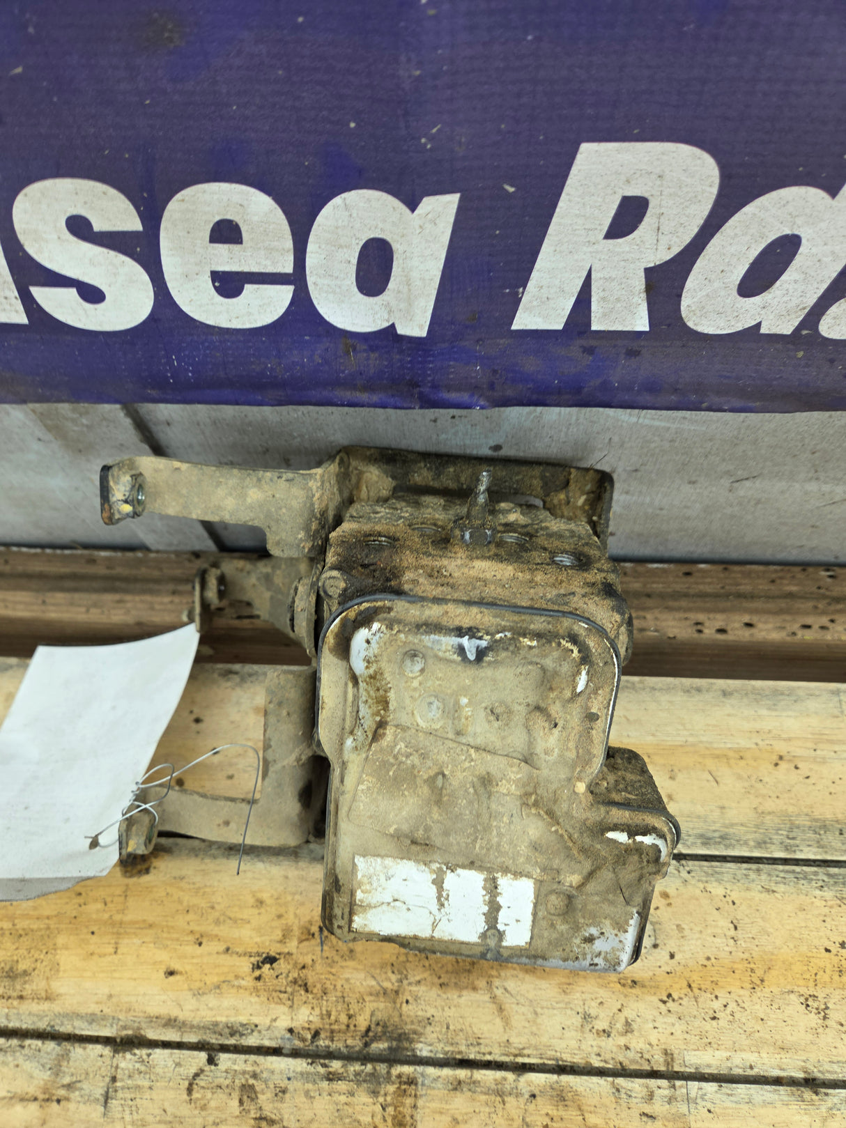 2003-2005 Chevy Silverado 2500 3500 HD ABS Pump Module Control Assembly Duramax