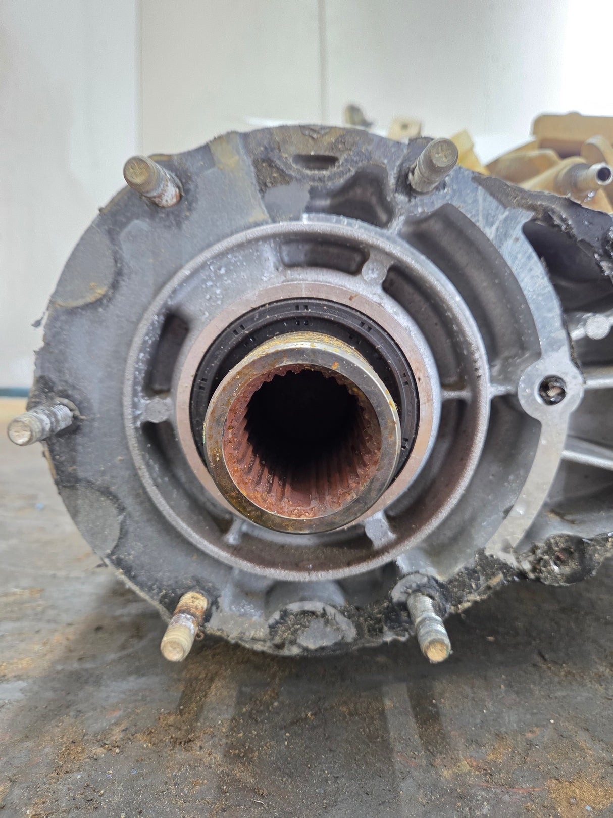 2011-2016 Chevrolet Silverado GMC Sierra 2500HD 3500HD TRANSFER CASE 6L-90 TRANSMISSION 6 SPD