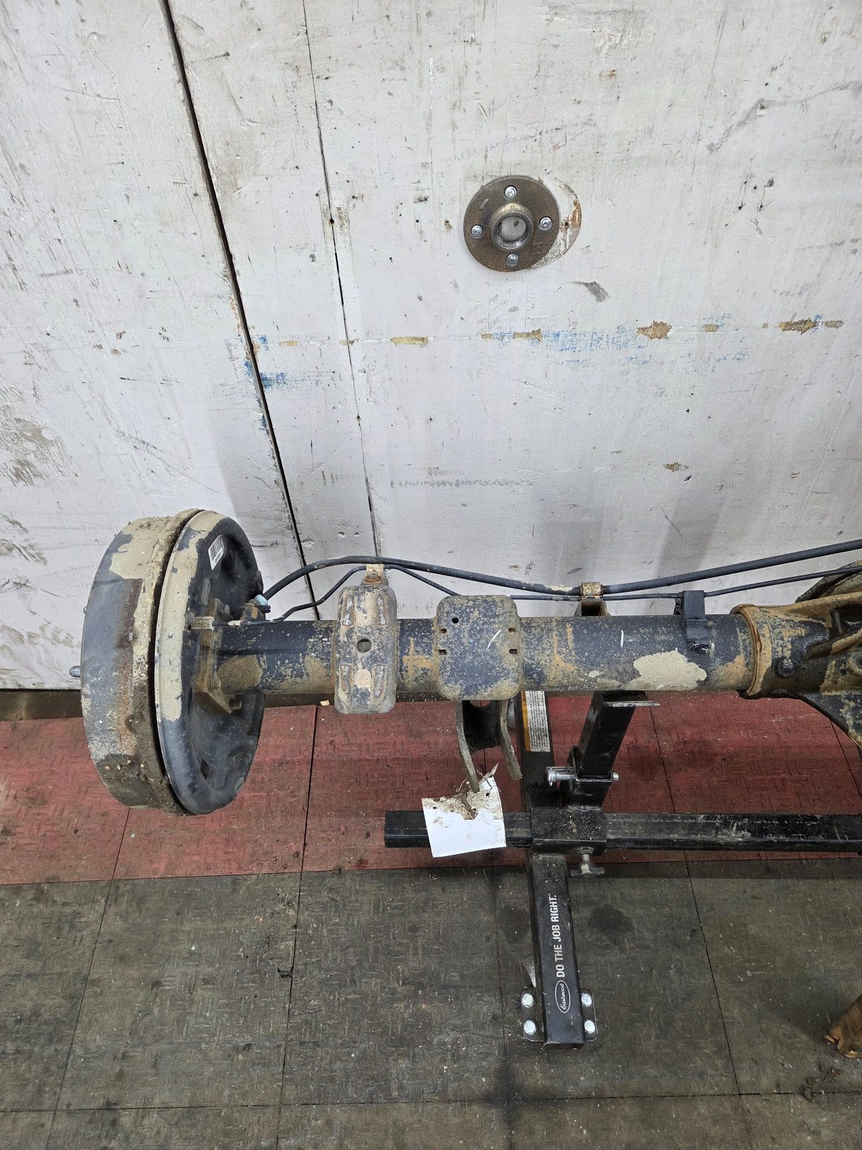 2009-2013 Chevrolet Silverado GMC Sierra 1500 Rear Axle 8.6" 3.42 Gear Ratio