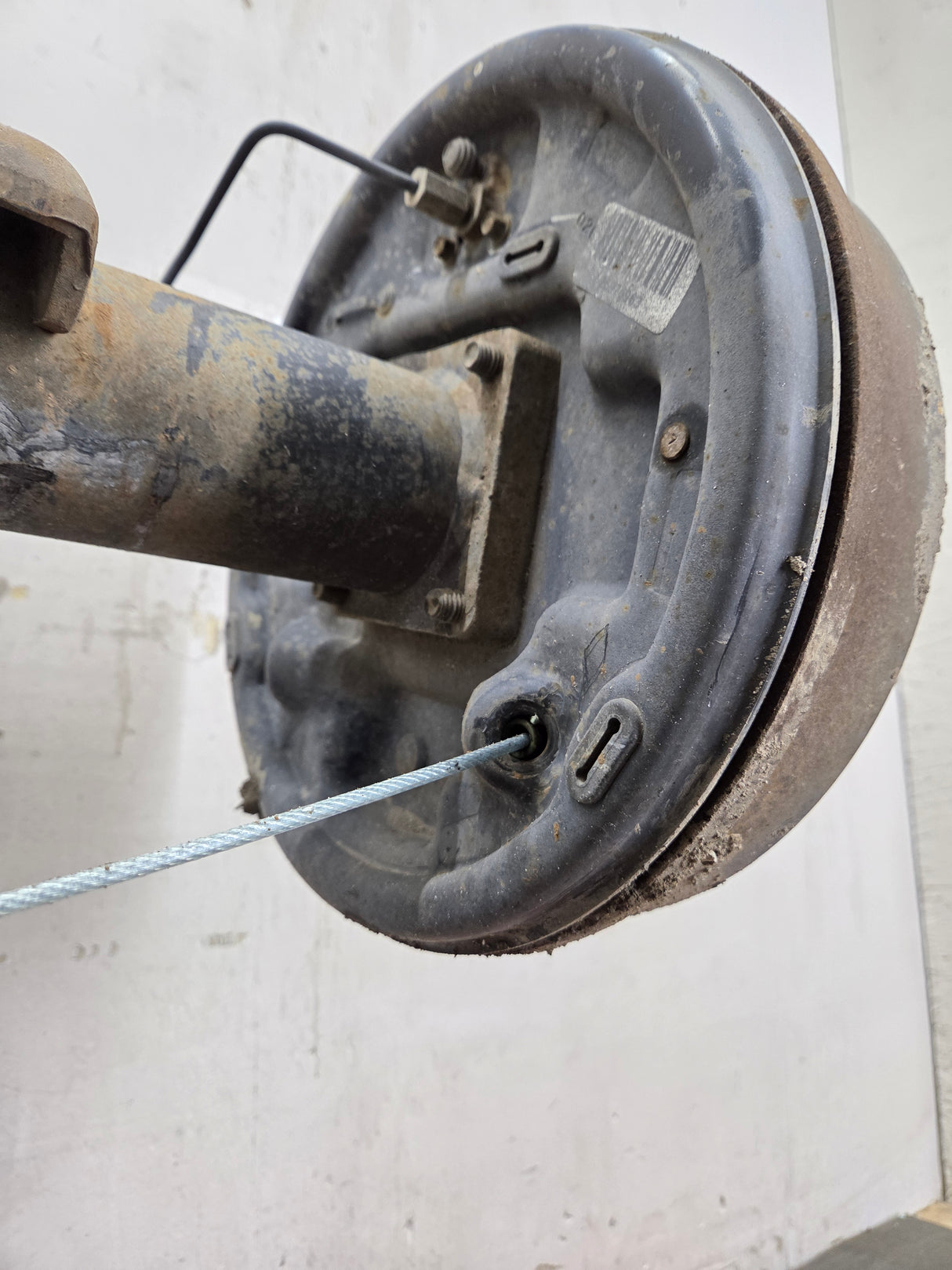 2009-2013 Chevrolet Silverado GMC Sierra 1500 Rear Axle 8.6" 3.42 Gear Ratio