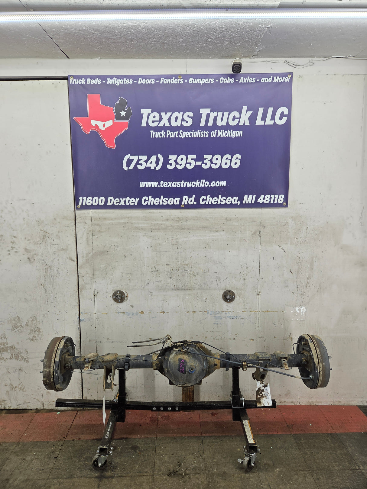 2009-2013 Chevrolet Silverado GMC Sierra 1500 Rear Axle 8.6" 3.42 Gear Ratio