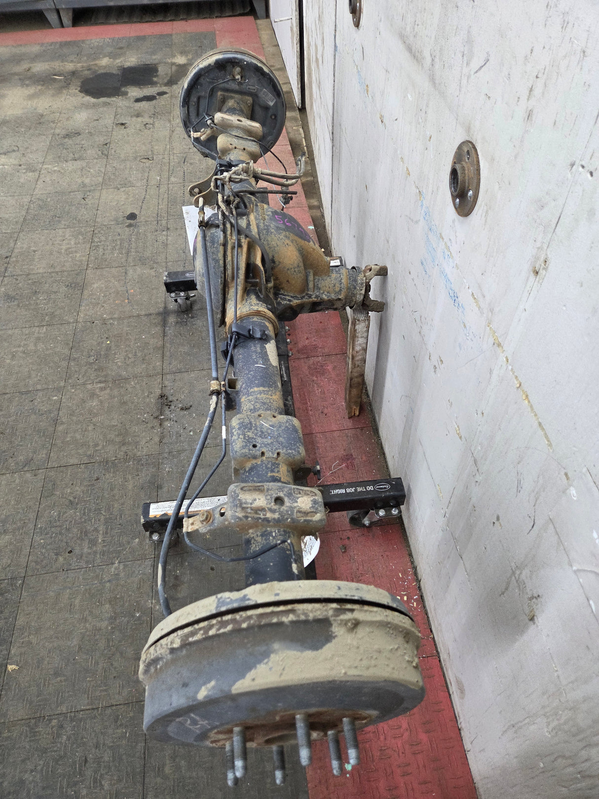 2009-2013 Chevrolet Silverado GMC Sierra 1500 Rear Axle 8.6" 3.42 Gear Ratio