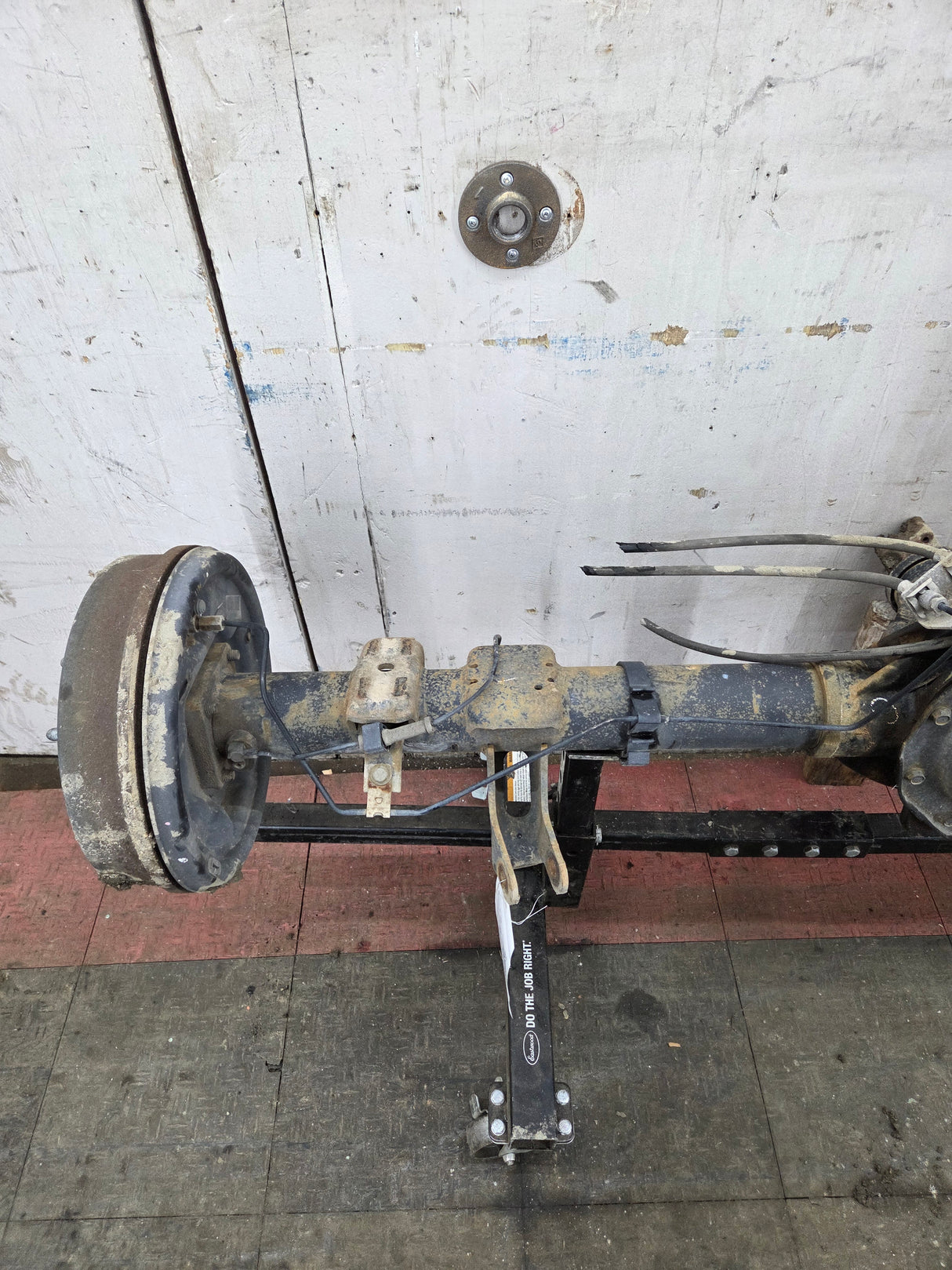 2009-2013 Chevrolet Silverado GMC Sierra 1500 Rear Axle 8.6" 3.42 Gear Ratio