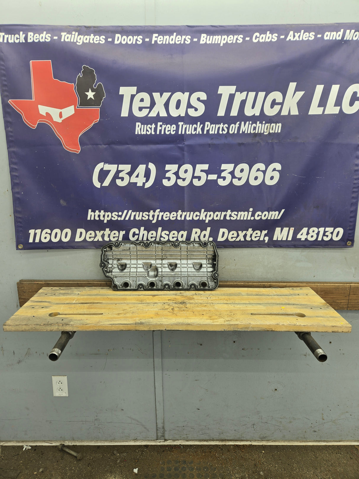 2008-2010 Ford 6.4 Power Stroke Left Hand Driver Side Valve Cover