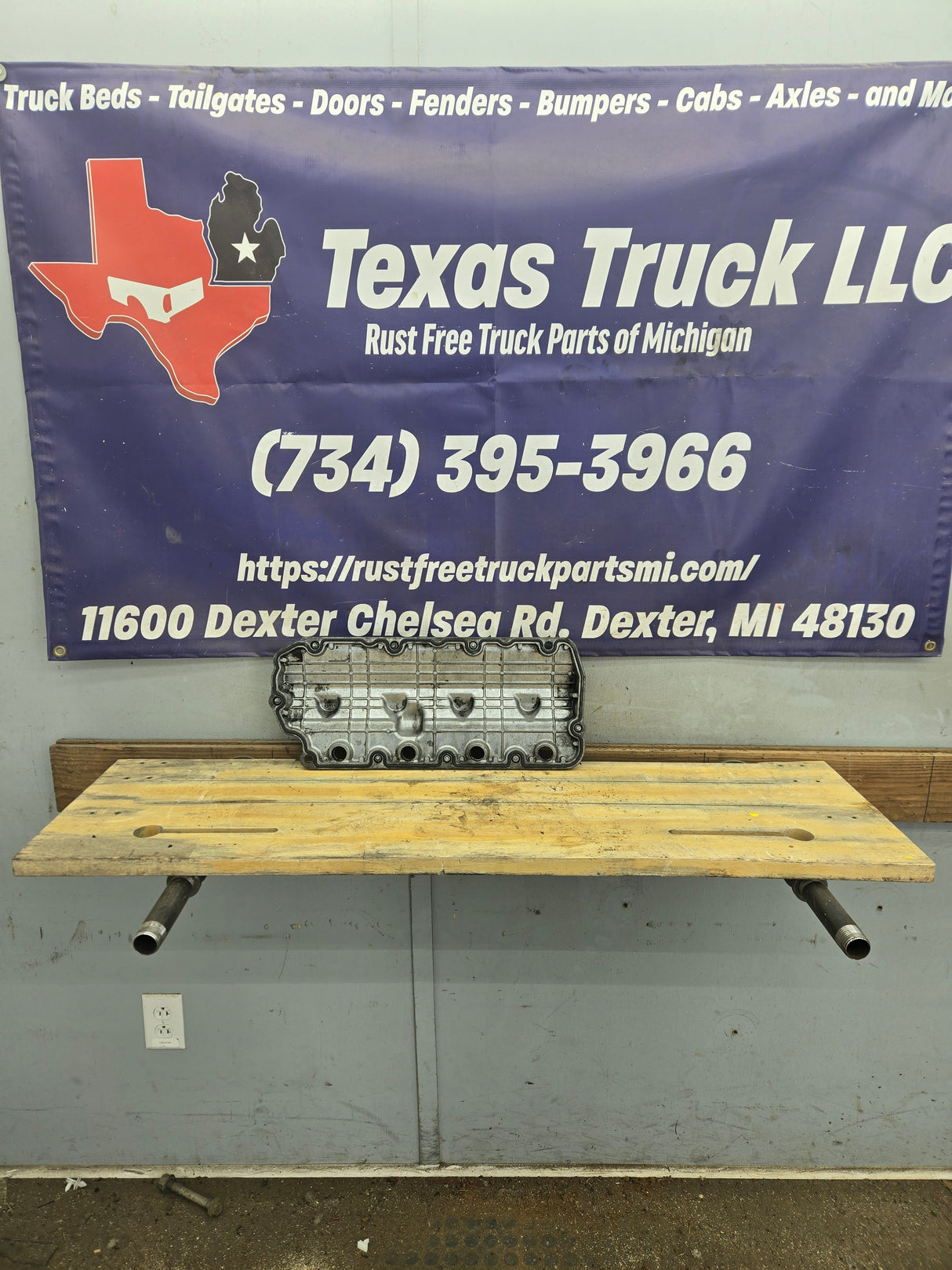 2008-2010 Ford 6.4 Power Stroke Left Hand Driver Side Valve Cover