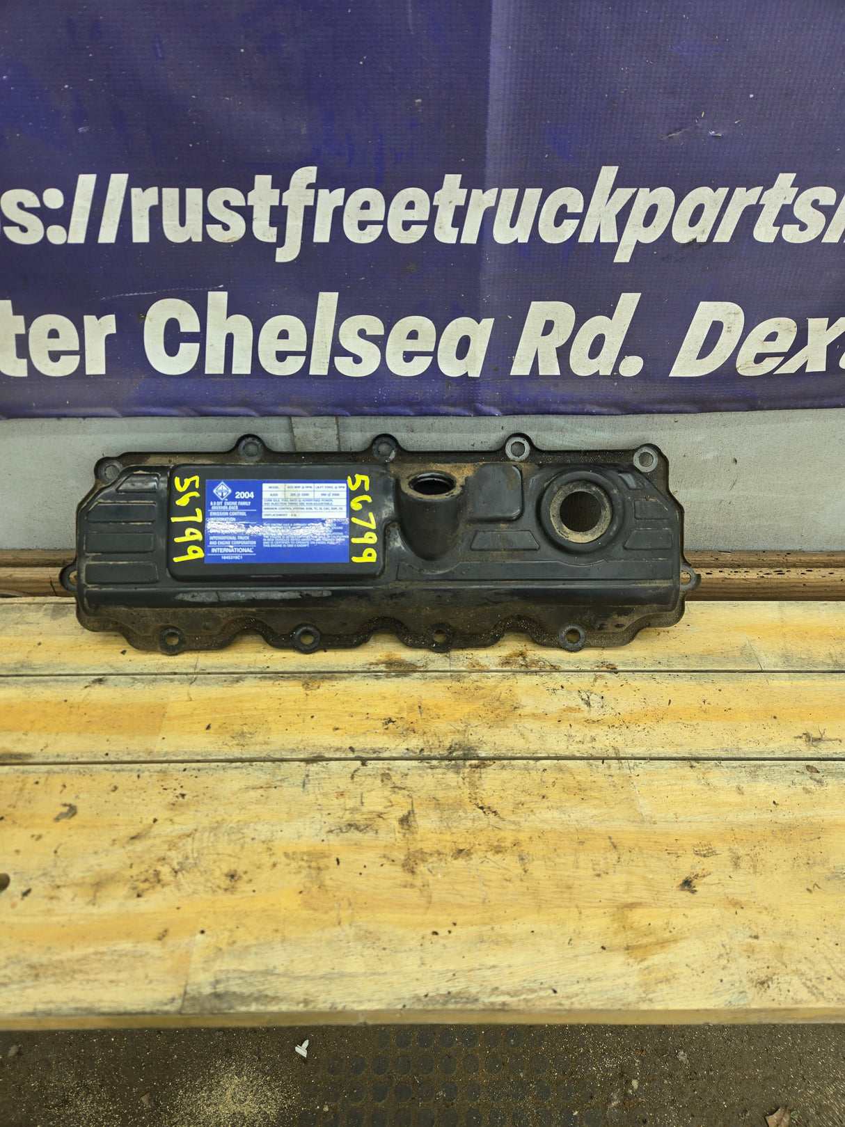 2004.5-2007 Ford 6.0L Power Stroke Passenger Side Valve Cover 1858581C1