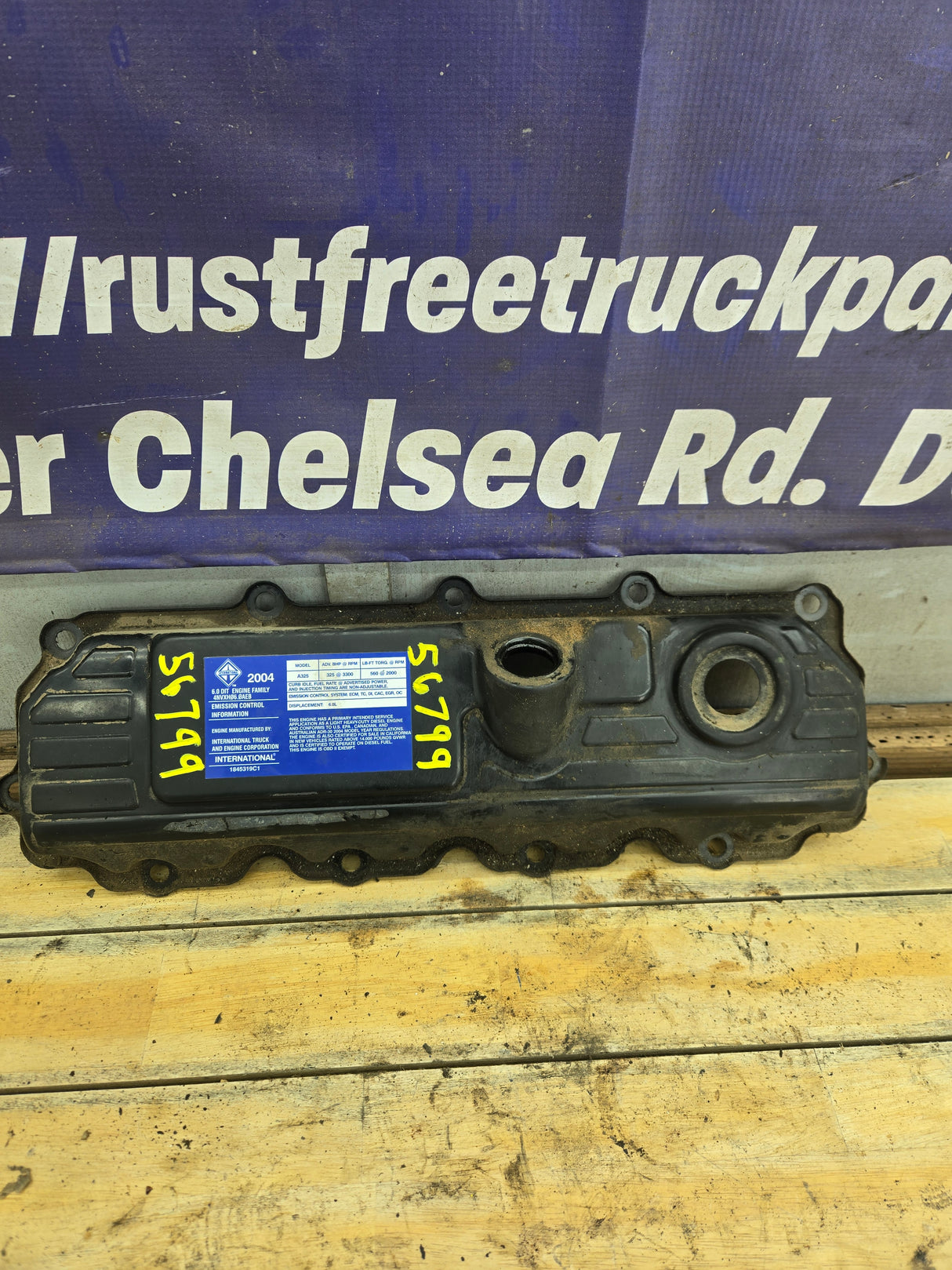 2004.5-2007 Ford 6.0L Power Stroke Passenger Side Valve Cover 1858581C1