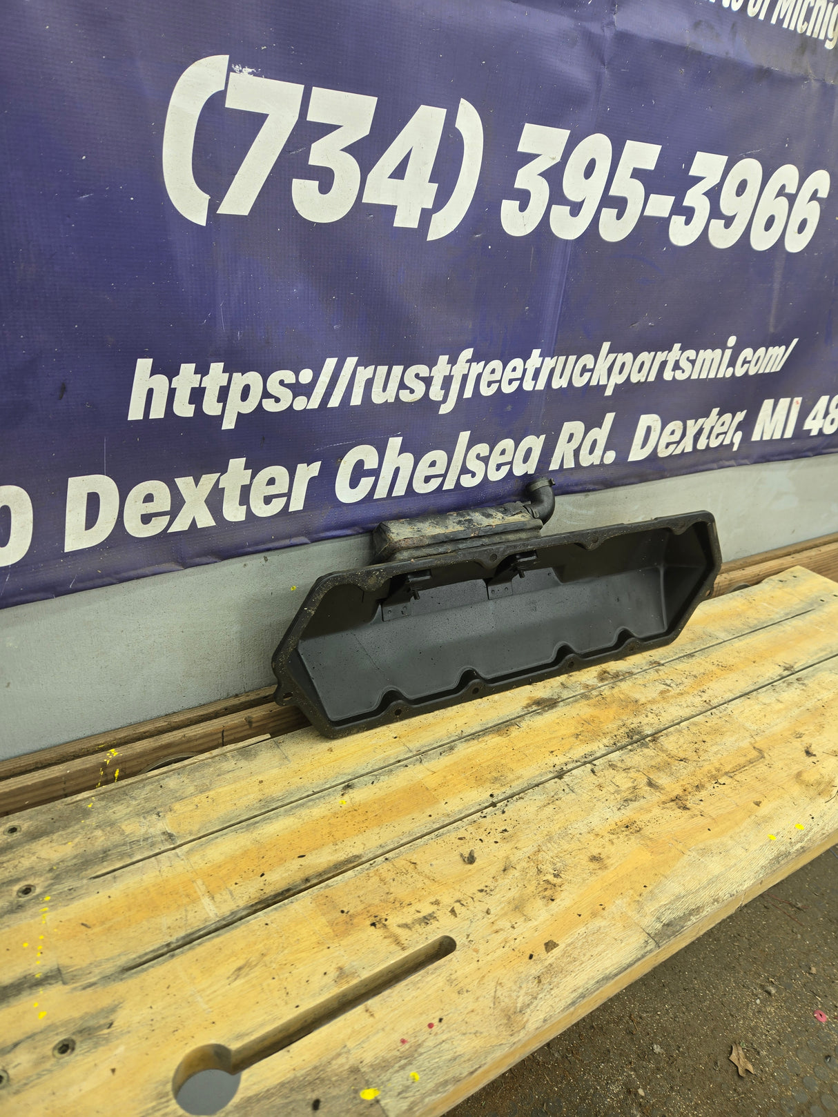 1999-2003 7.3L Power Stroke Driver Side Valve Cover Rust Free!