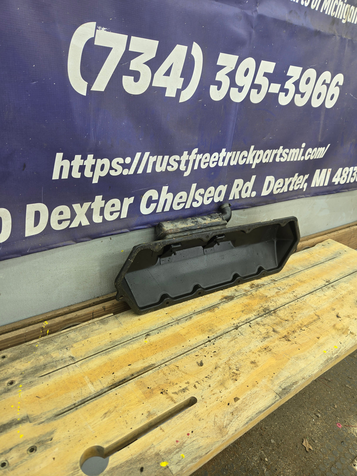 1999-2003 7.3L Power Stroke Driver Side Valve Cover Rust Free!