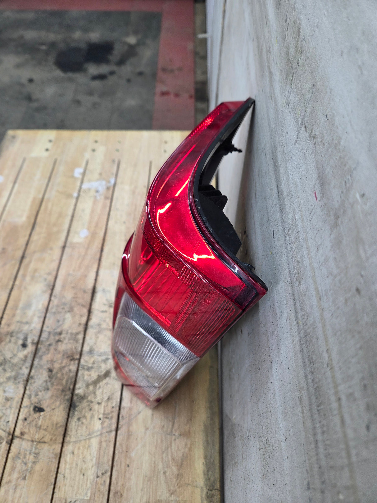 2020-2022 Ford Super Duty F250 F350 F450 F550 LH Driver Side Tail Light Halogen LC3B-13B505-AD