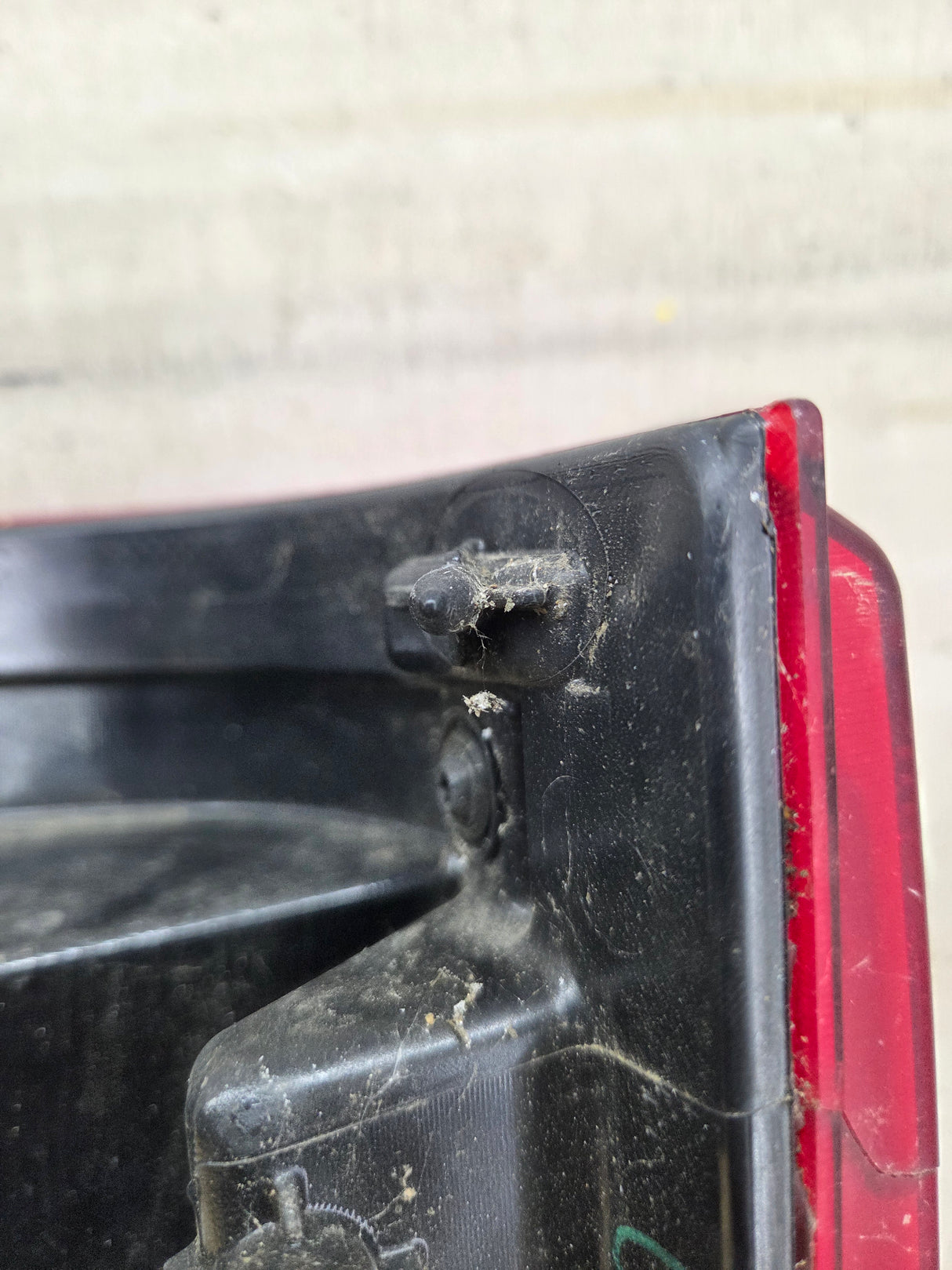 2017-2019 Ford Super Duty F250 F350 F450 F550 RH Passenger Side Tail Light Halogen HC3B-13B504-AD