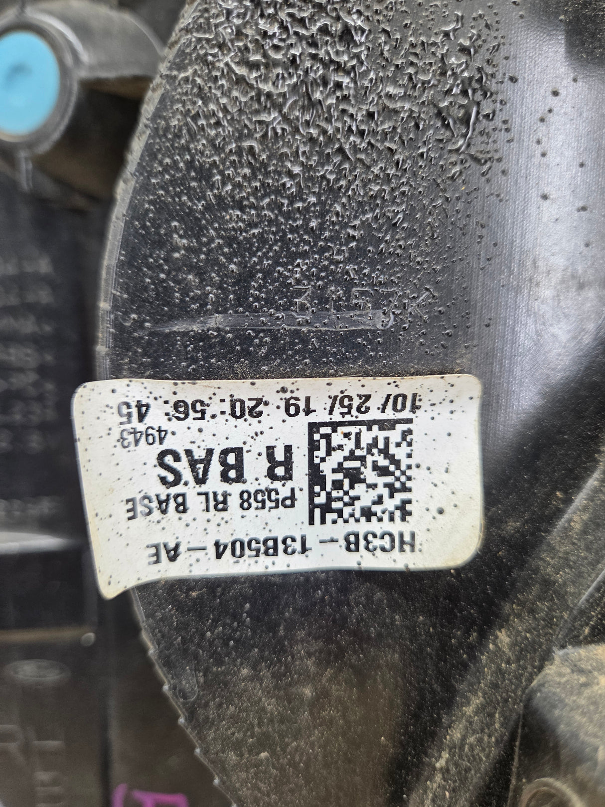 2017-2019 Ford Super Duty F250 F350 F450 F550 RH Passenger Side Tail Light Halogen HC3B-13B504-AD