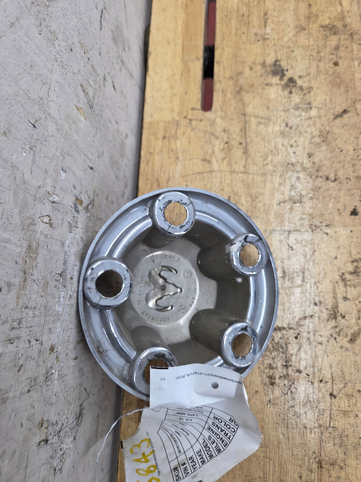 1994-2001 Dodge Ram 1500 OEM Center Wheel Cap Hub Cap 2nd Gen