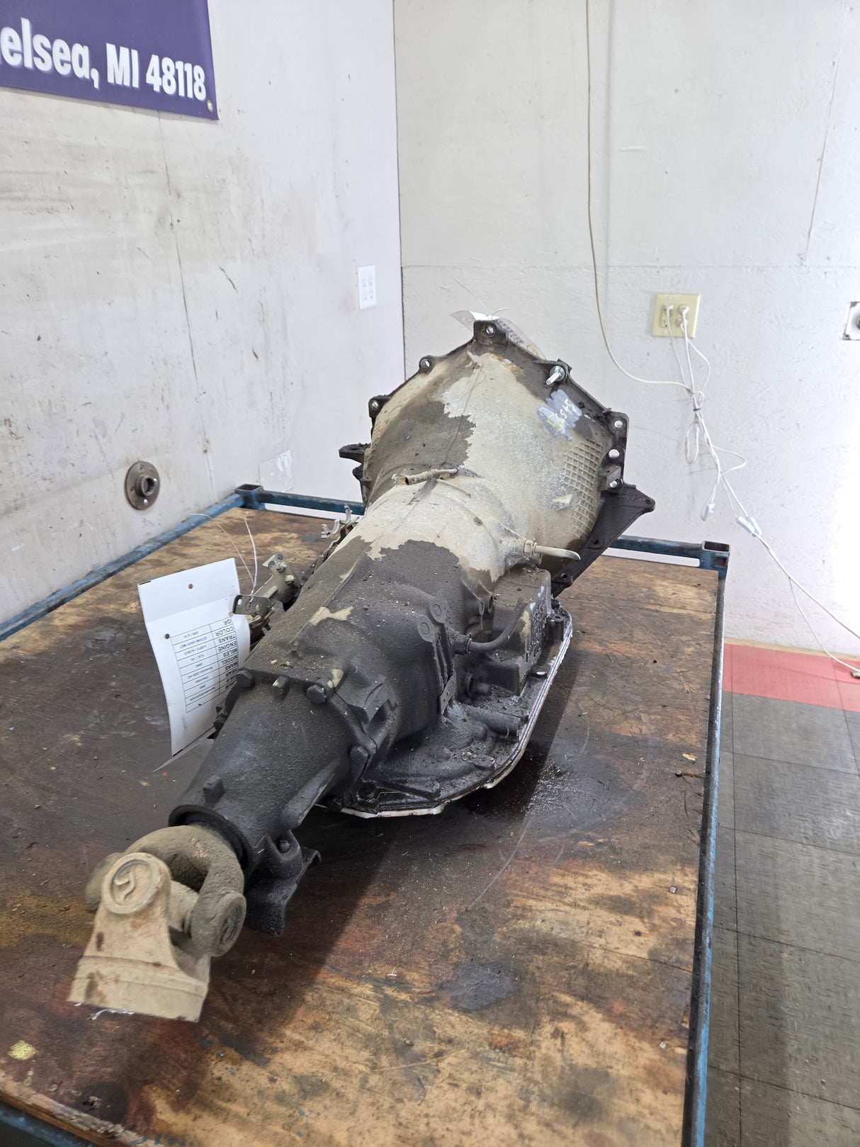 2000-2006 Chevrolet GMC 6.0L 4L80E 2wd 294K Miles AUTOMATIC TRANSMISSION 2500HD 3500HD