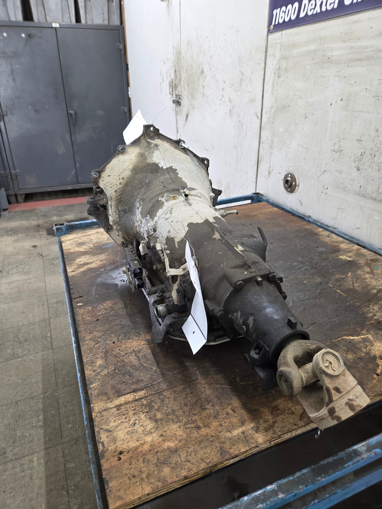 2000-2006 Chevrolet GMC 6.0L 4L80E 2wd 294K Miles AUTOMATIC TRANSMISSION 2500HD 3500HD