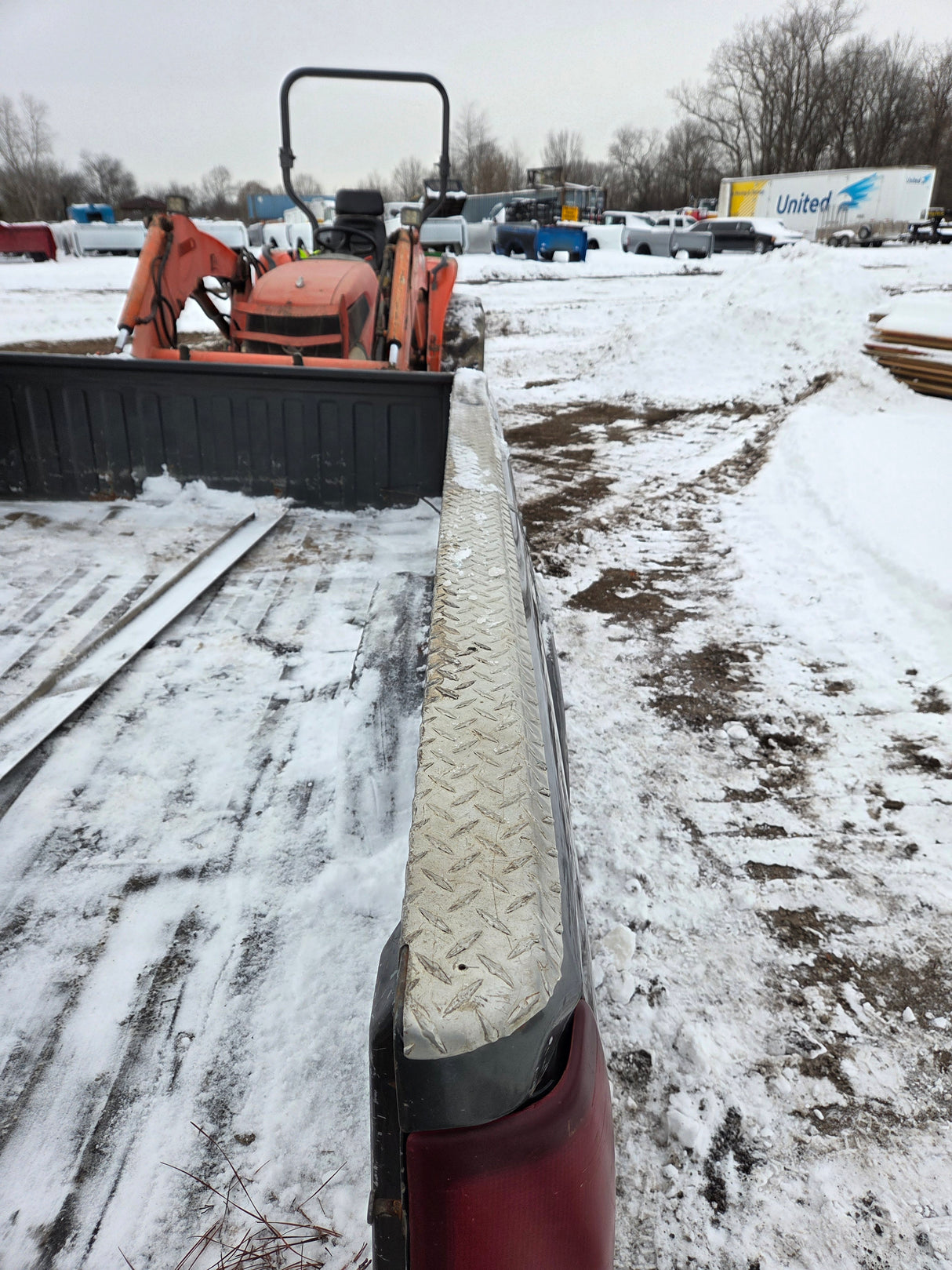 1999-2007 Chevrolet Silverado / GMC Sierra 1500 2500 3500 HD 8' Long Bed Truck Bed