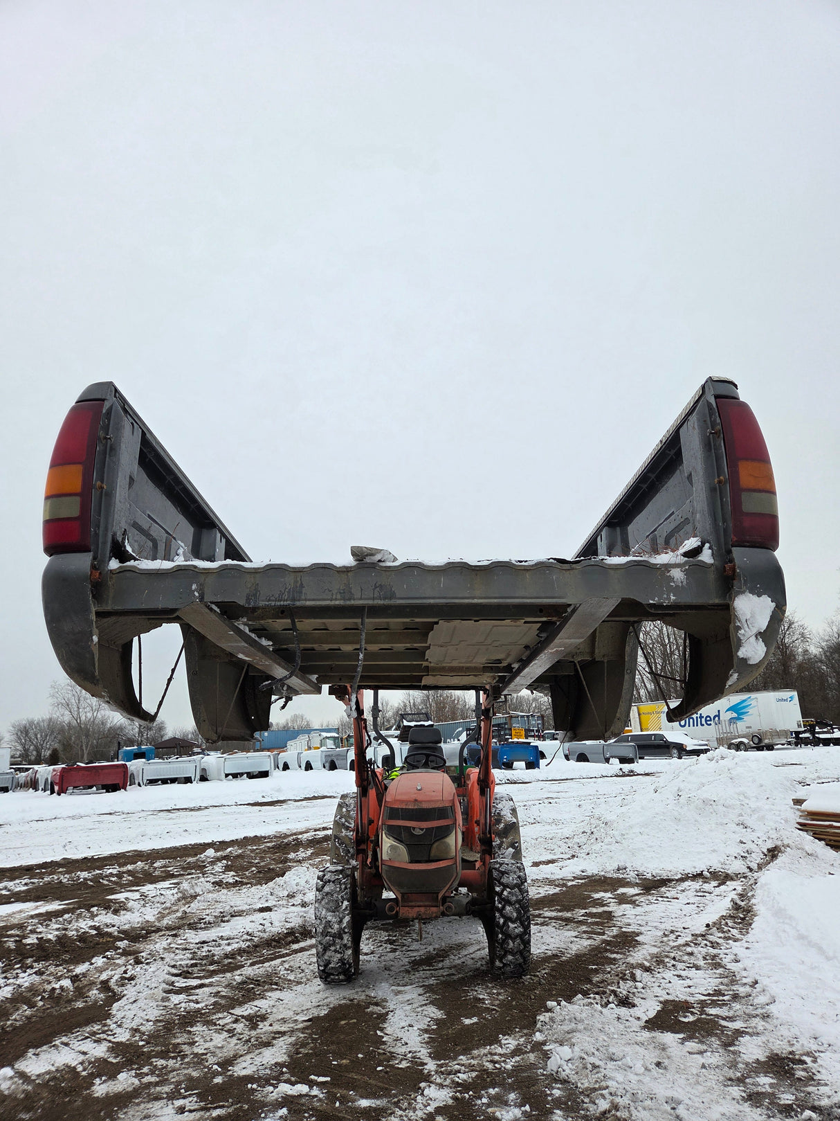 1999-2007 Chevrolet Silverado / GMC Sierra 1500 2500 3500 HD 8' Long Bed Truck Bed