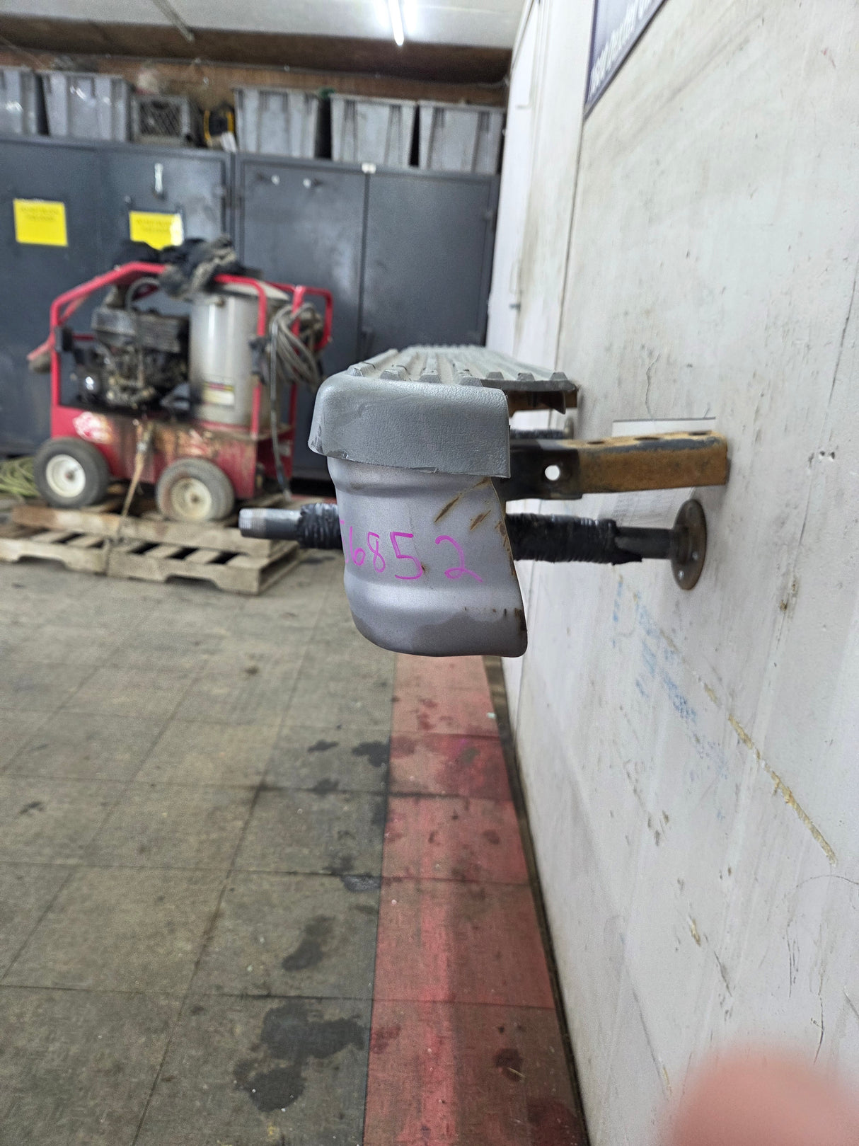 1993-2011 Ford Ranger OEM Rear Bumper