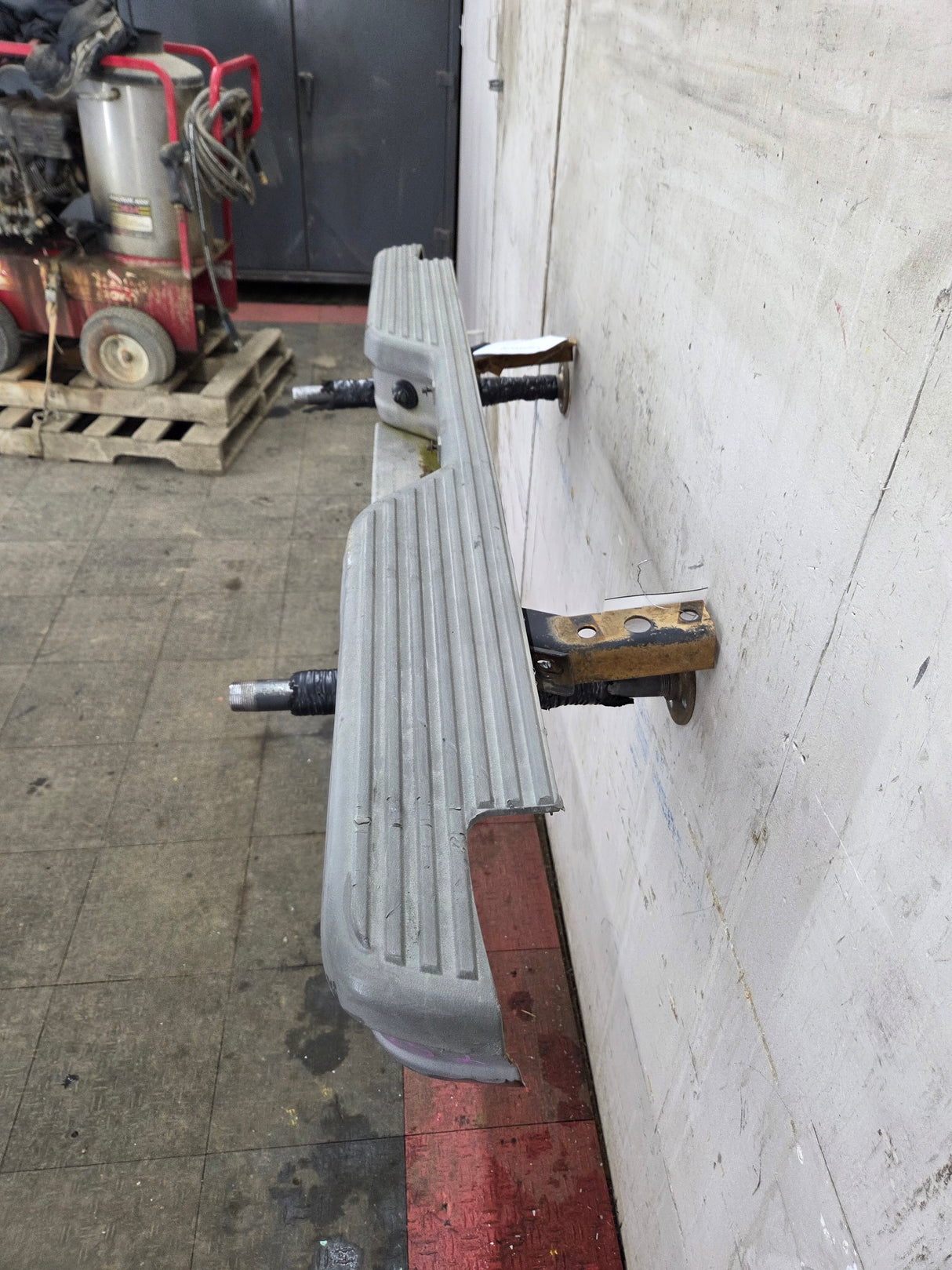 1993-2011 Ford Ranger OEM Rear Bumper