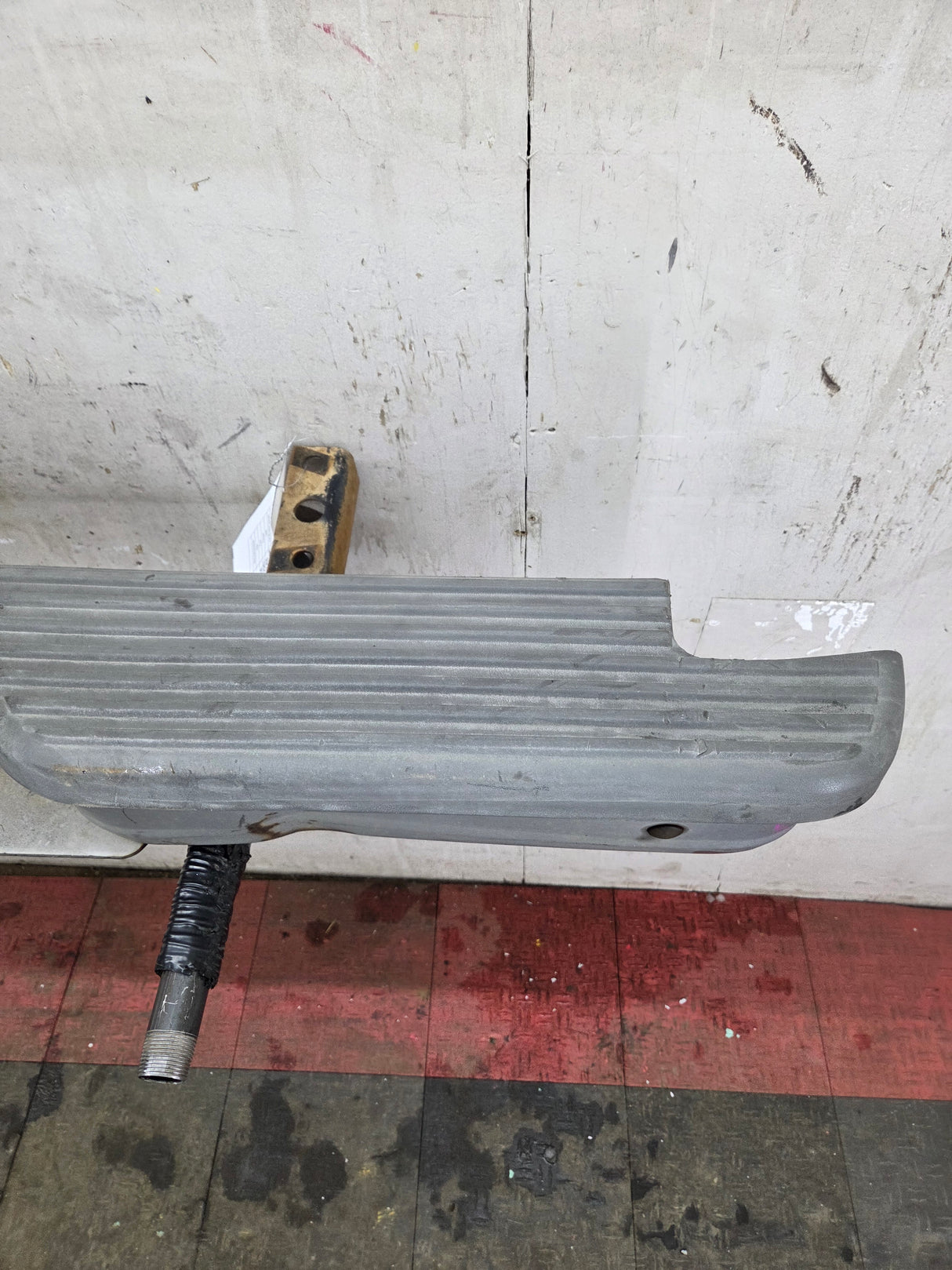 1993-2011 Ford Ranger OEM Rear Bumper