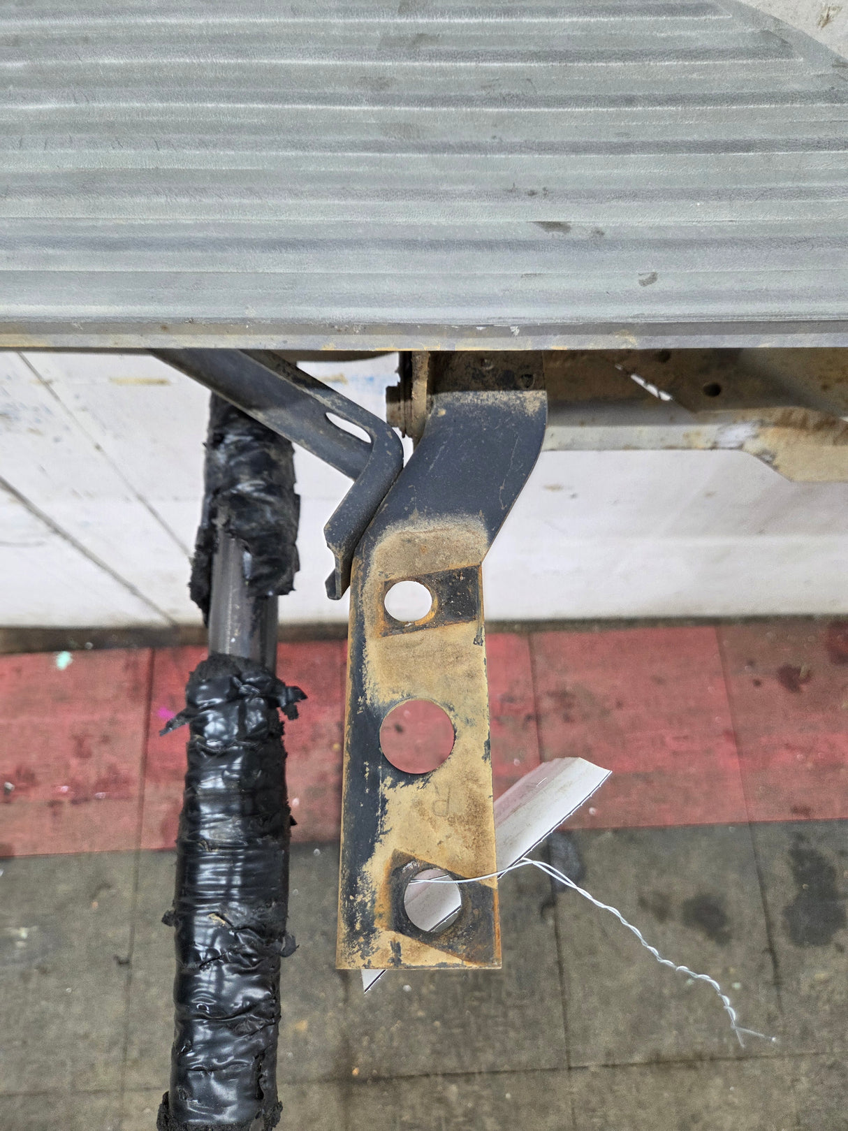 1993-2011 Ford Ranger OEM Rear Bumper