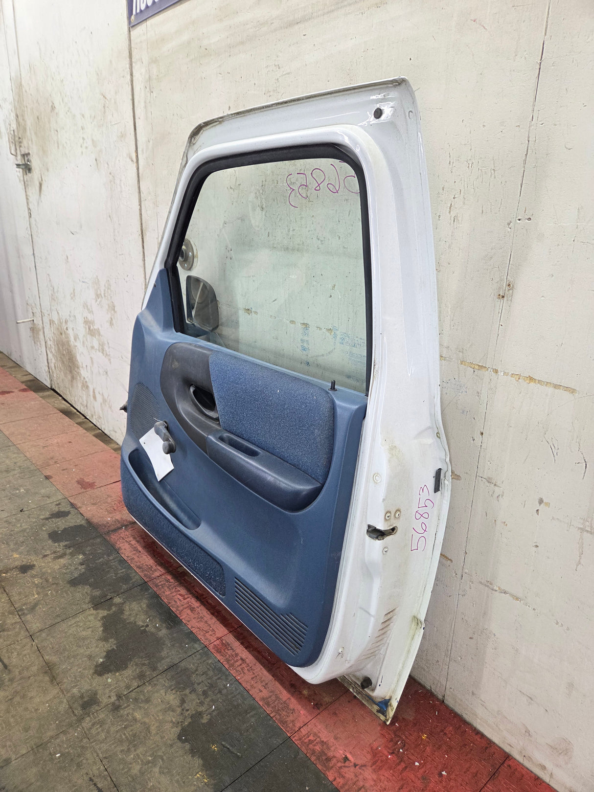 1993-2002 Ford Ranger Passenger Side Front Right Hand Door